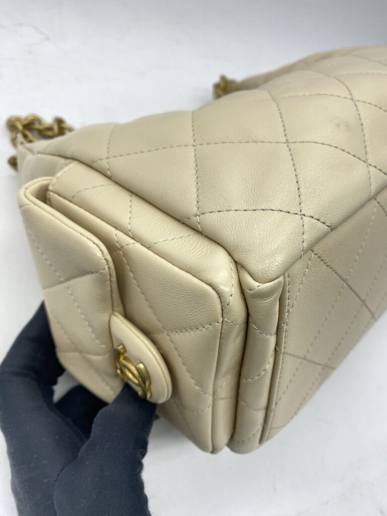 Hobo Maxi Lambskin Beige