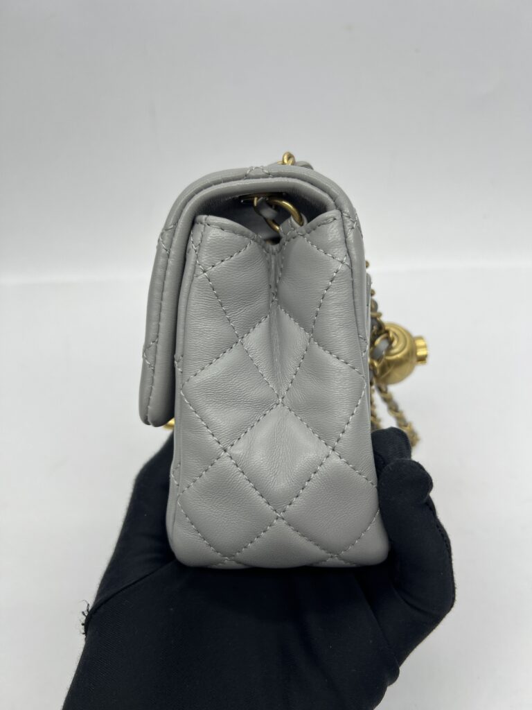 Mini Square Pearl Crush Light Grey