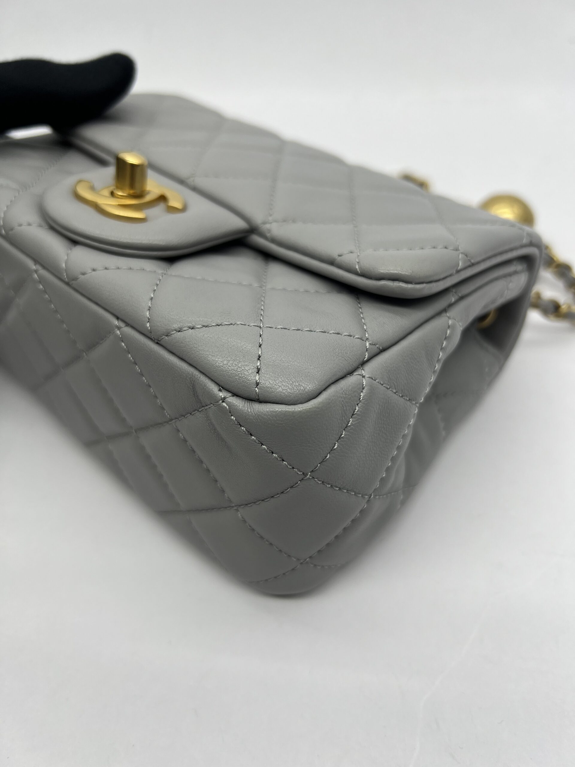 Mini Square Pearl Crush Light Grey