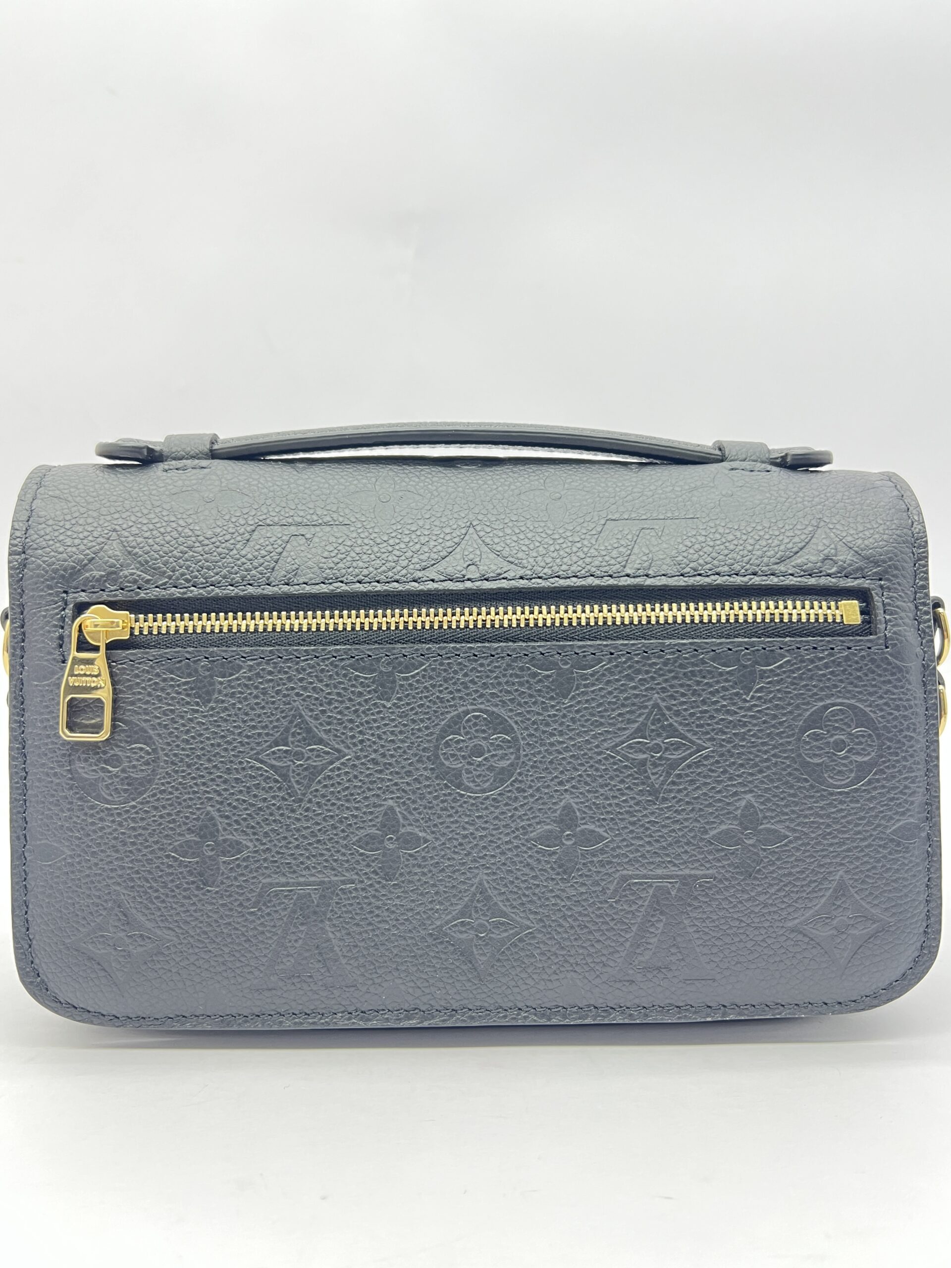 Metis East West Monogram Empreinte Noir