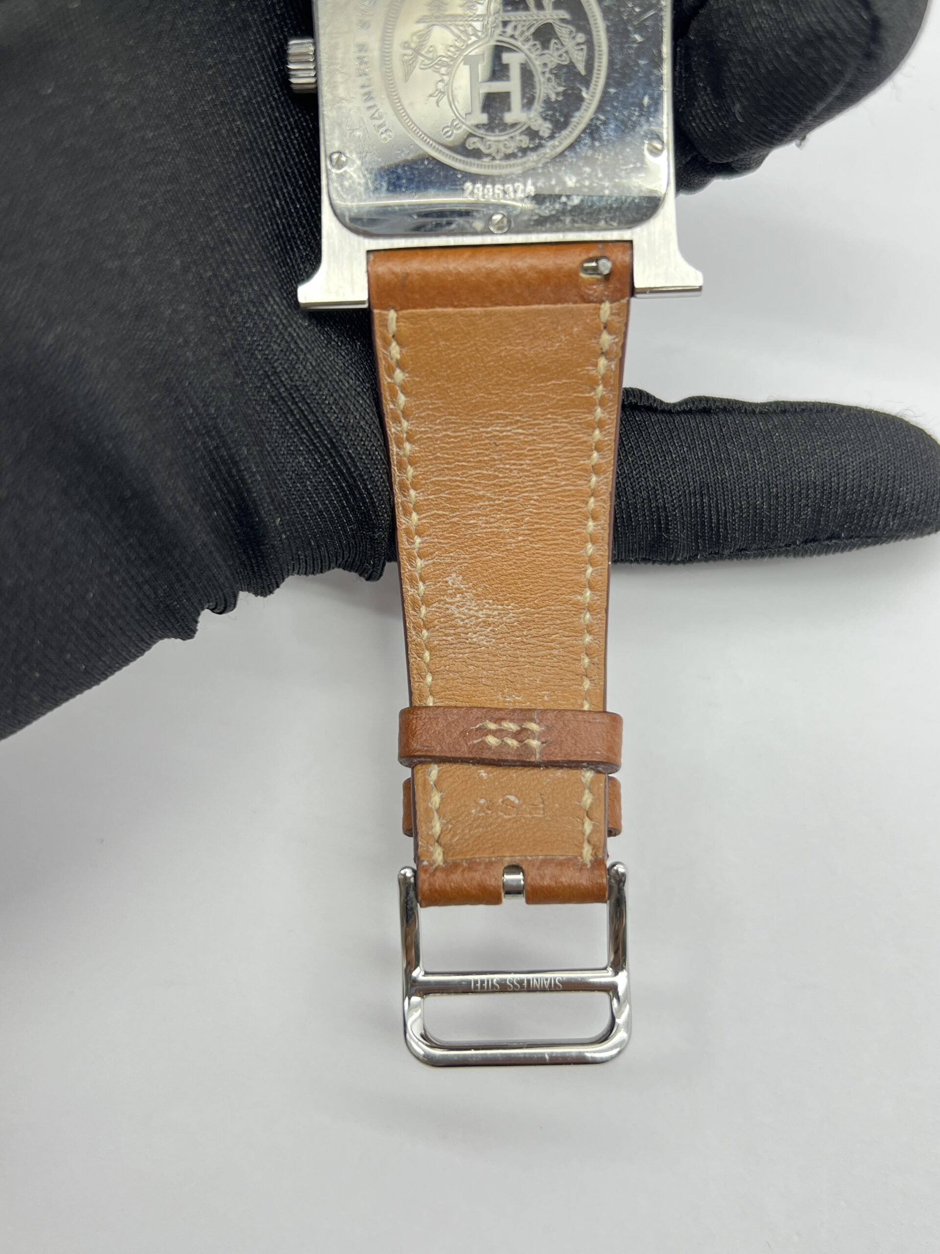 H Hour GM Epsom Gold