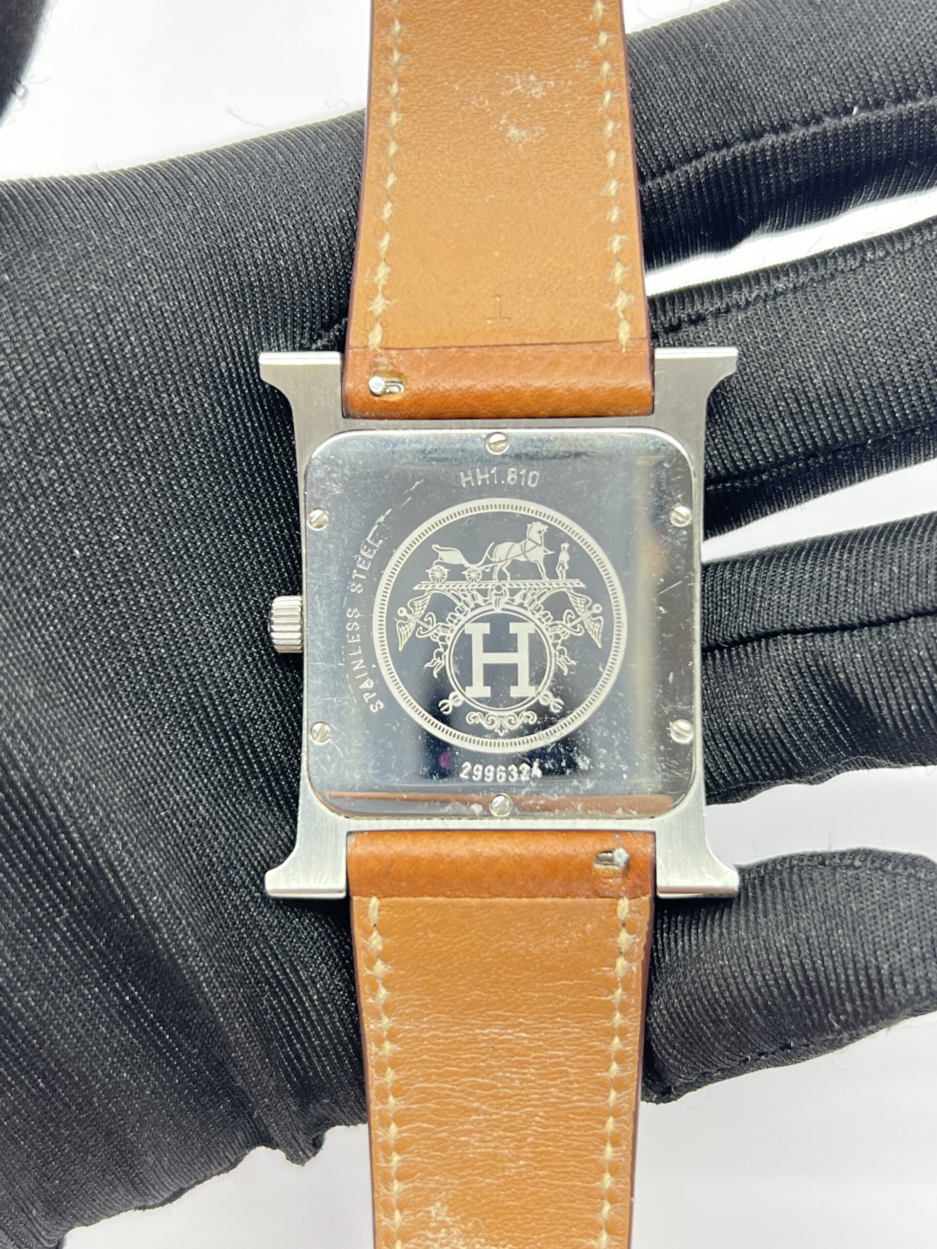 H Hour GM Epsom Gold