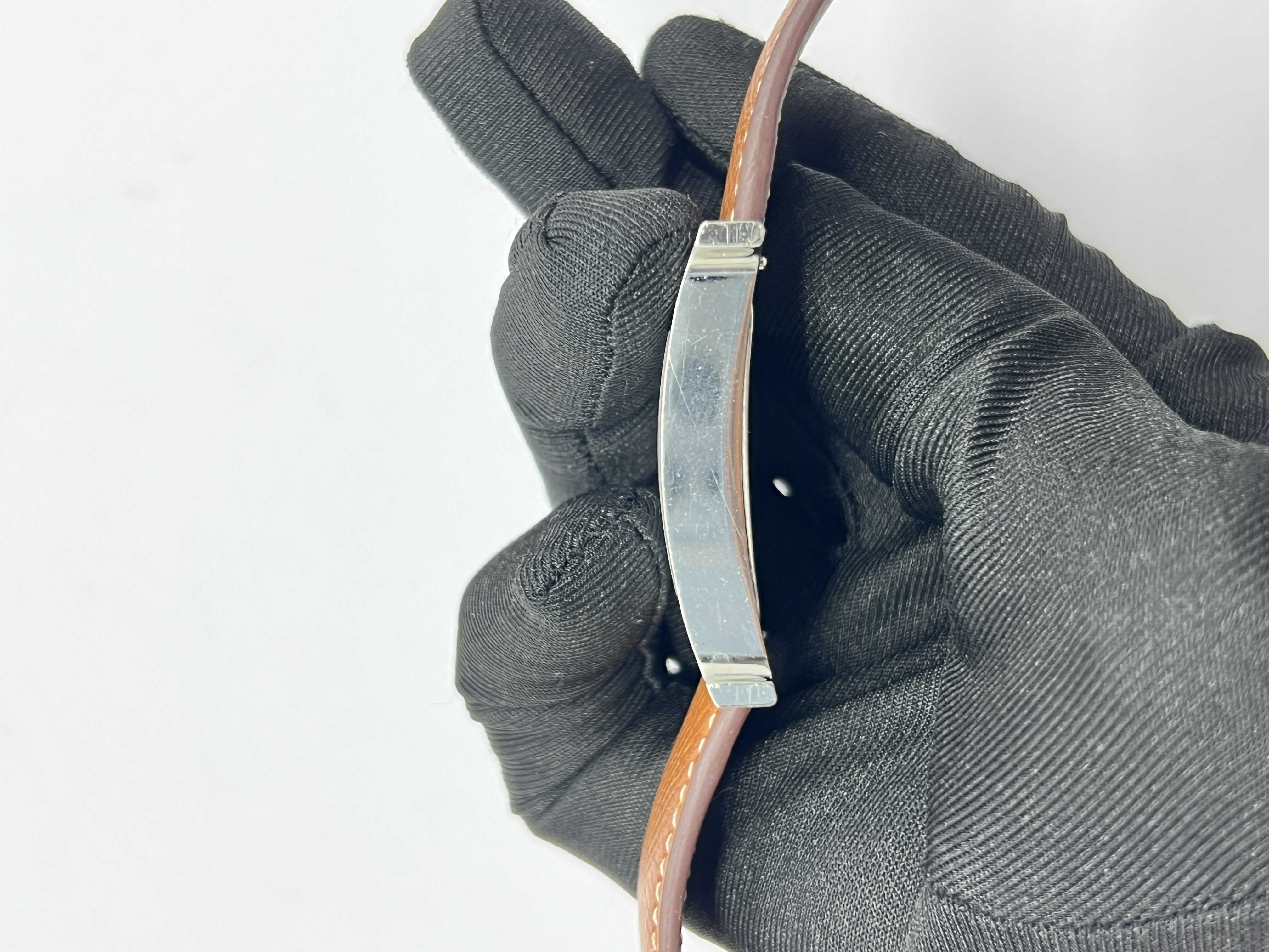 H Hour GM Epsom Gold