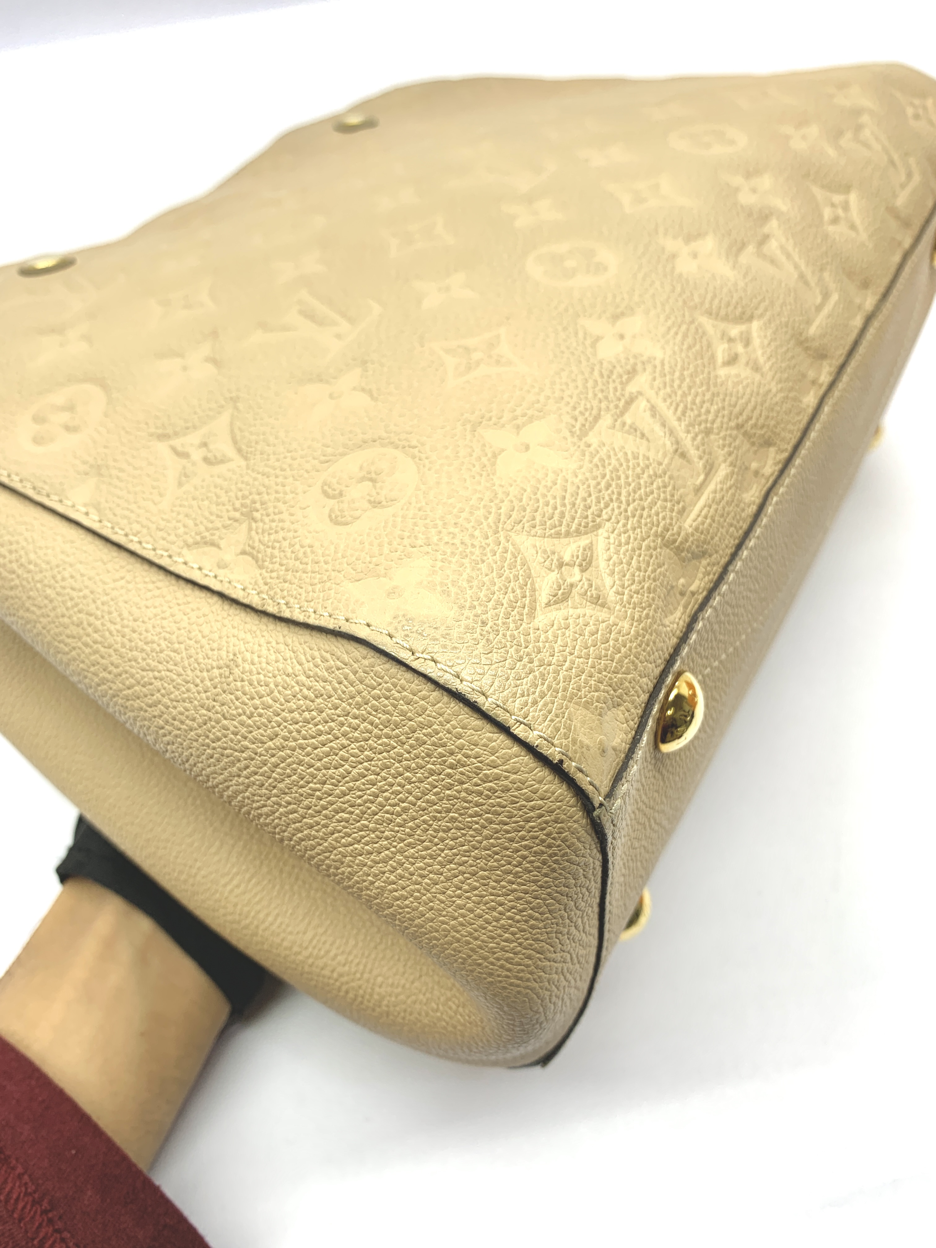 Montaigne Mm Monogram Empriente Creme