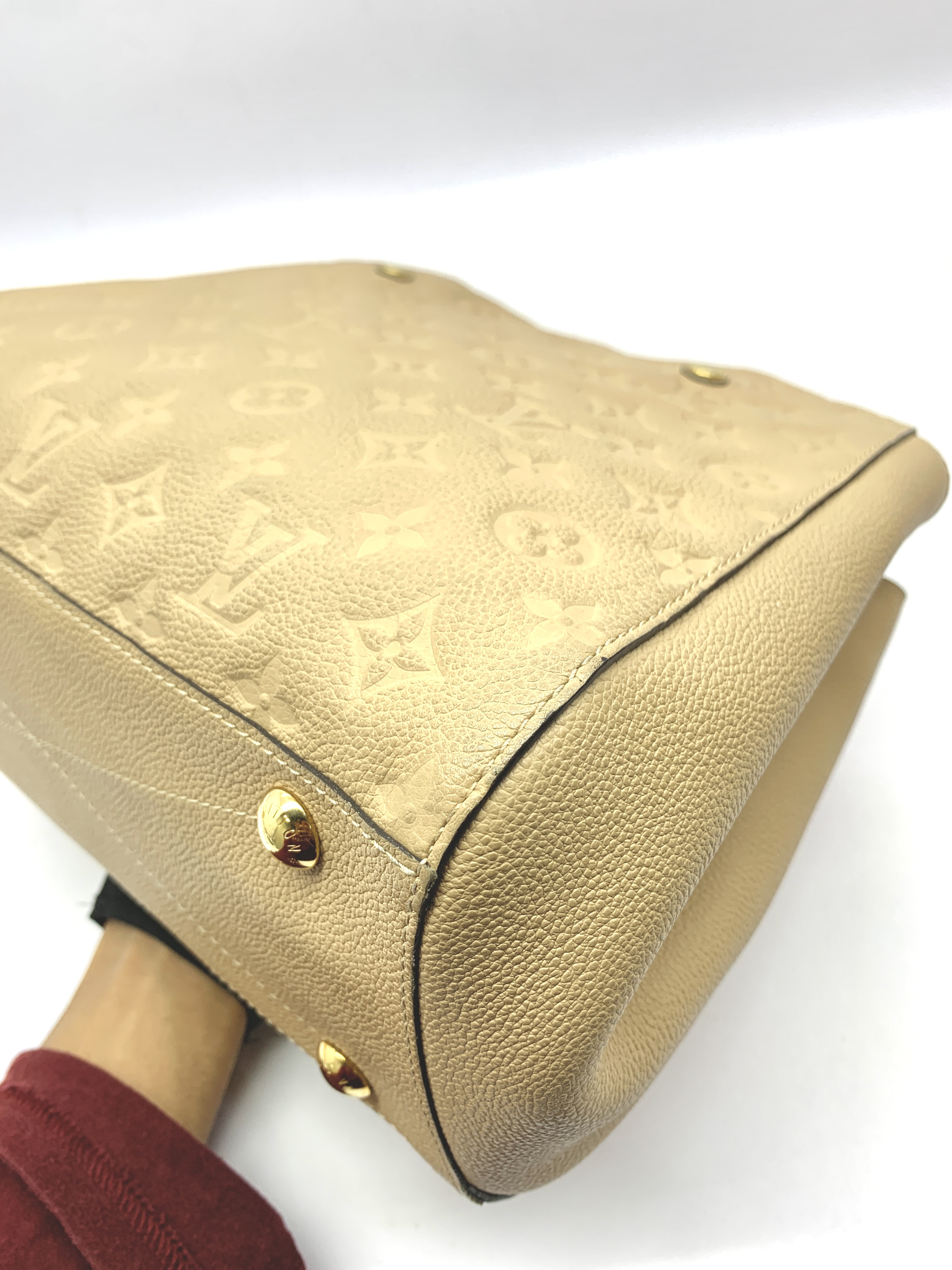 Montaigne Mm Monogram Empriente Creme