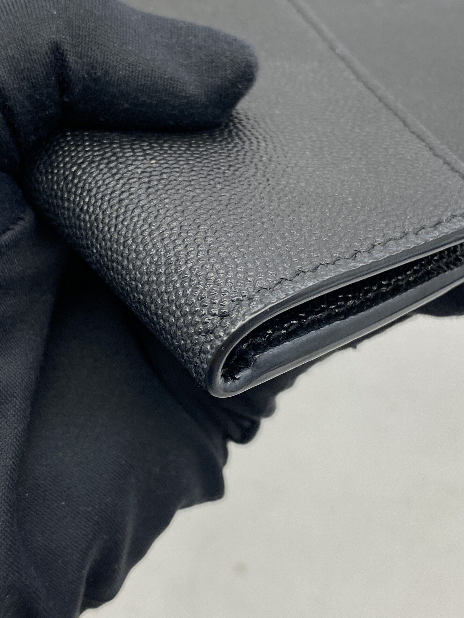 Uptown Clutch Grain Black