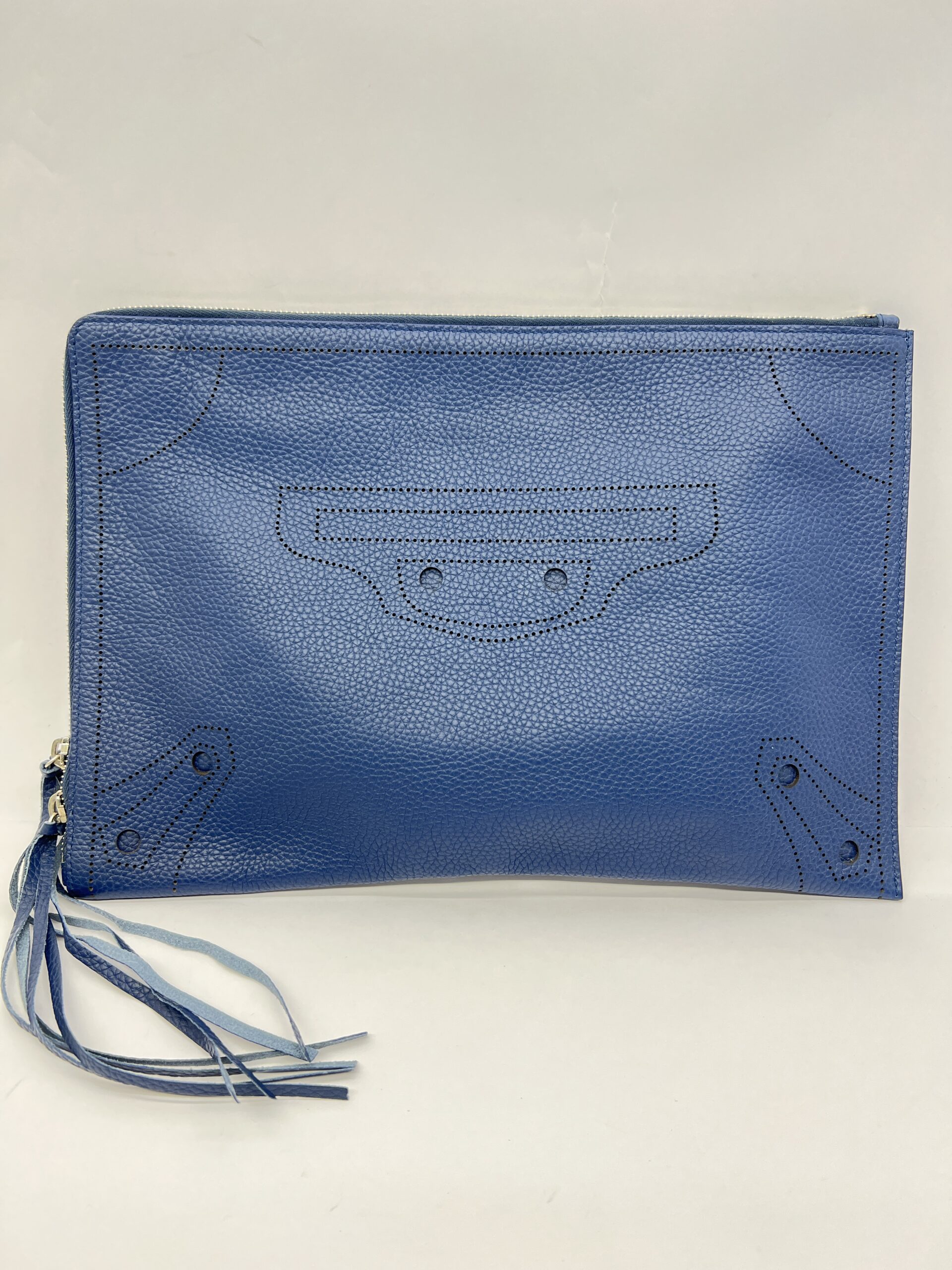 Blackout Clutch Blue