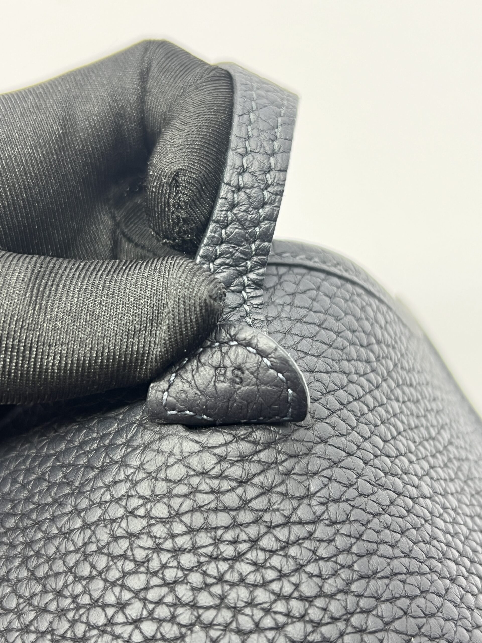 Mini Evelyn Clemence Noir Amazone Strap