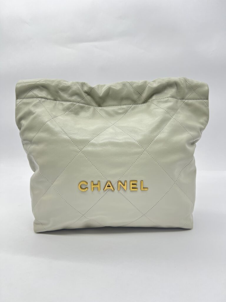 C22 Small Lamb Light Grey