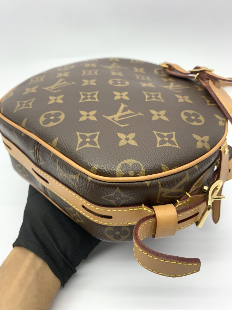 Boite Chapeau Monogram