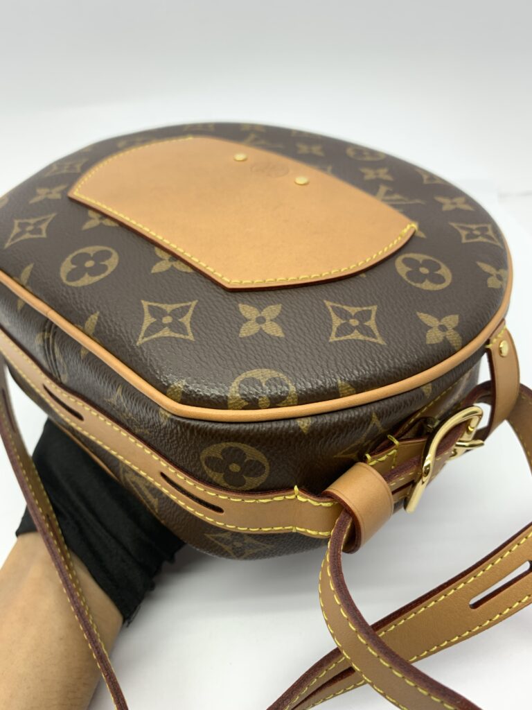 Boite Chapeau Monogram