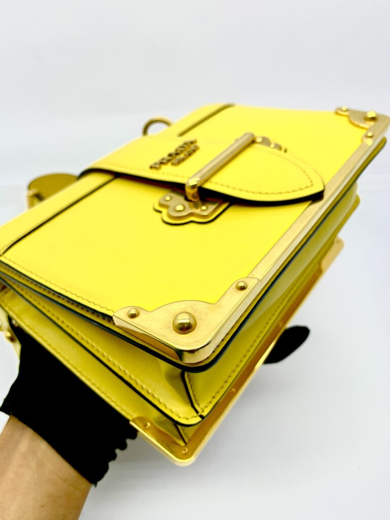 Cahier Yellow