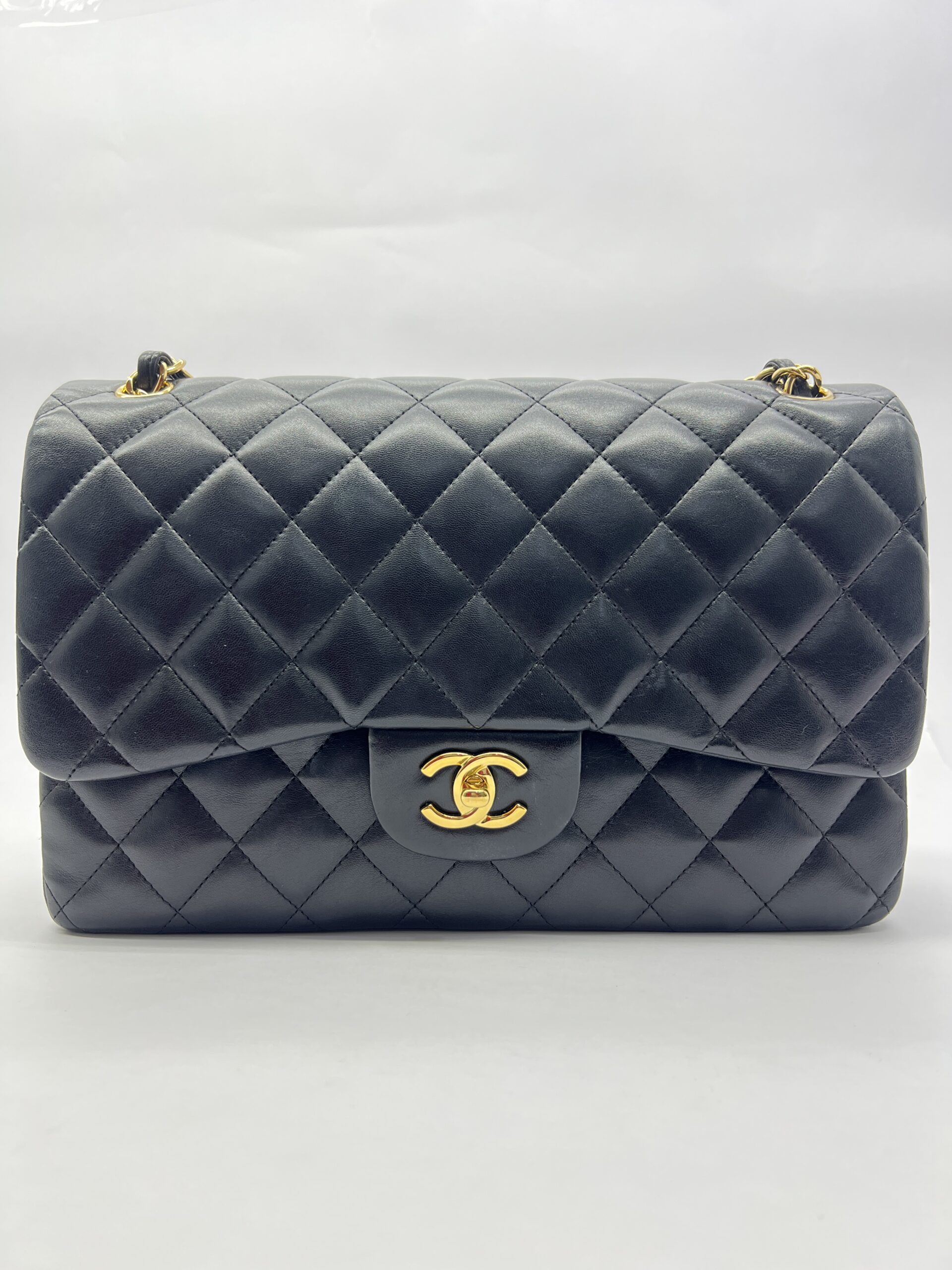 Classic Jumbo D-Flap Lambskin Black