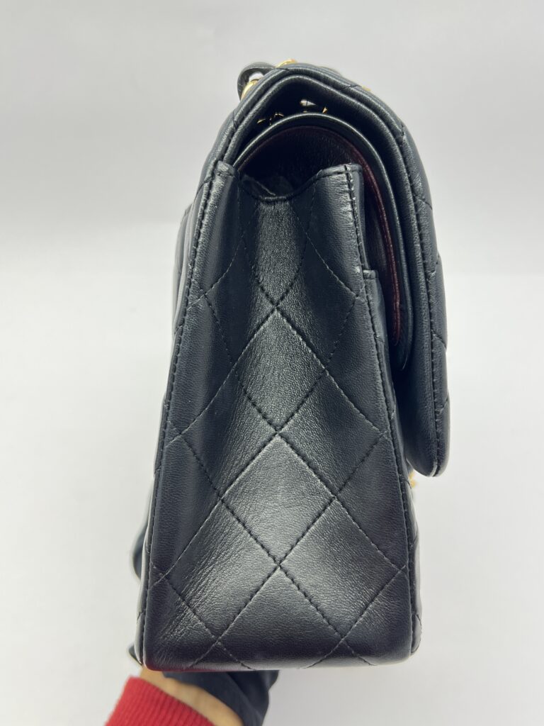 Classic Jumbo D-Flap Lambskin Black