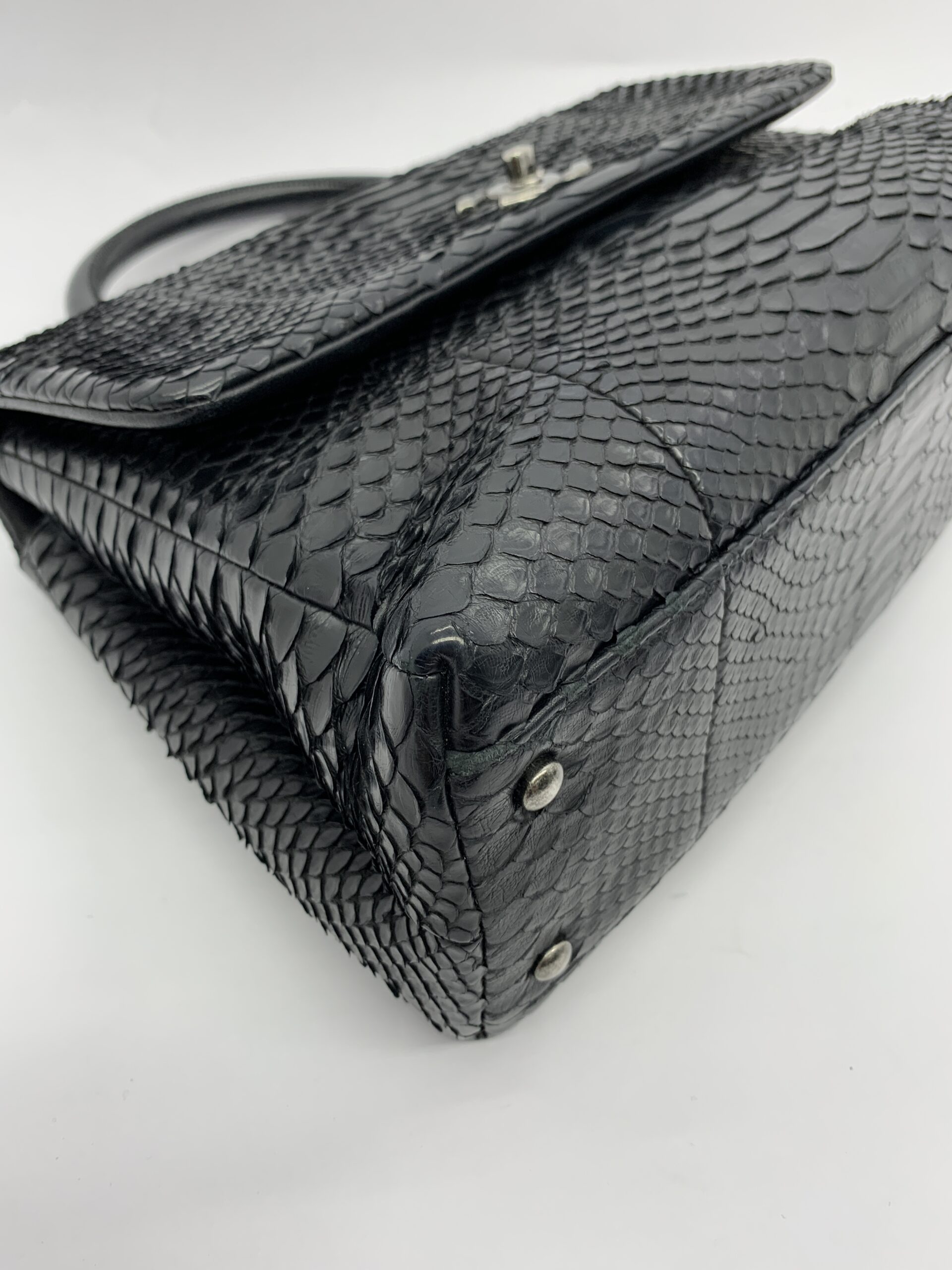 Coco Handle Large Python Black