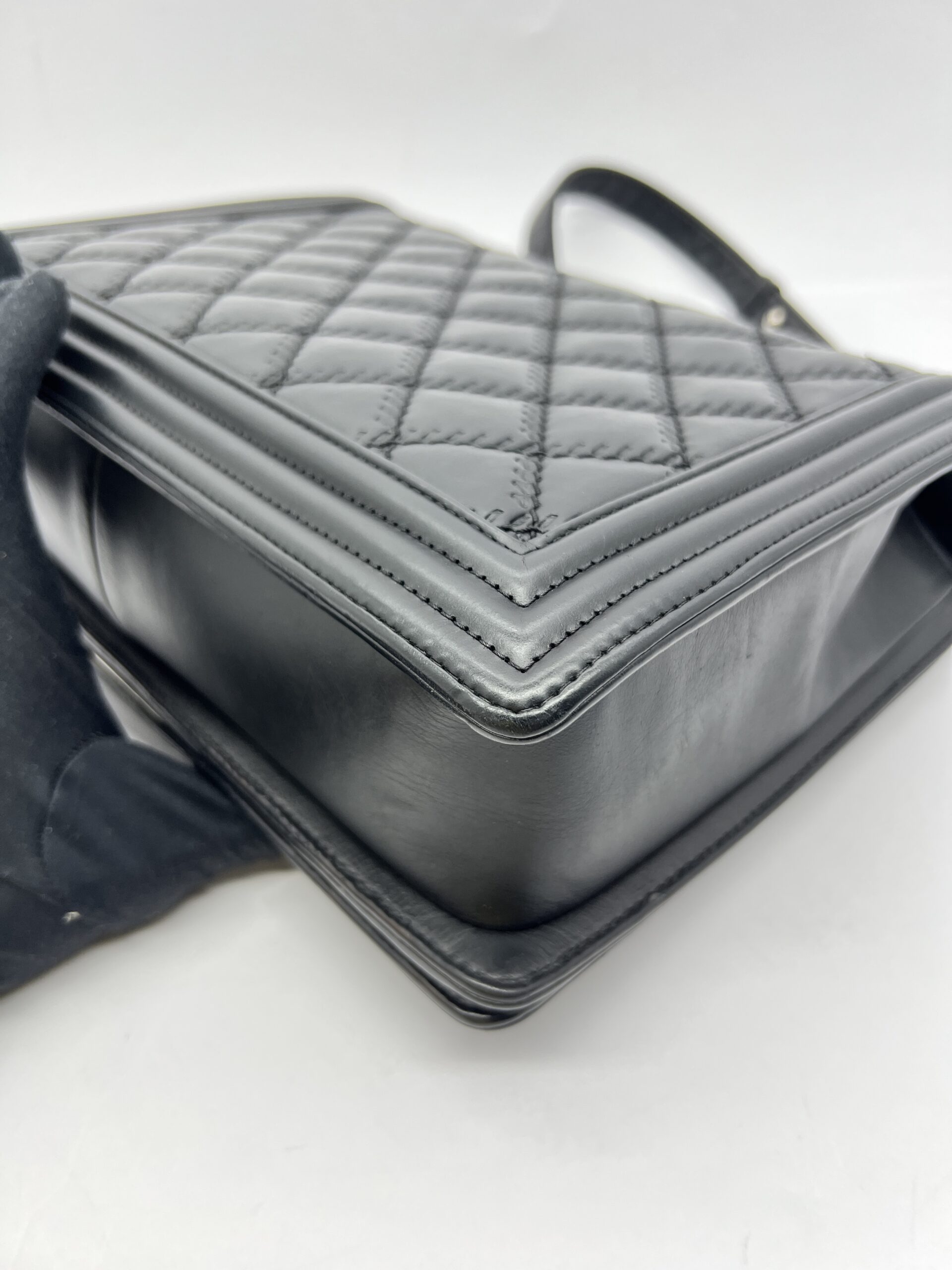 Boy Large Stitch Black