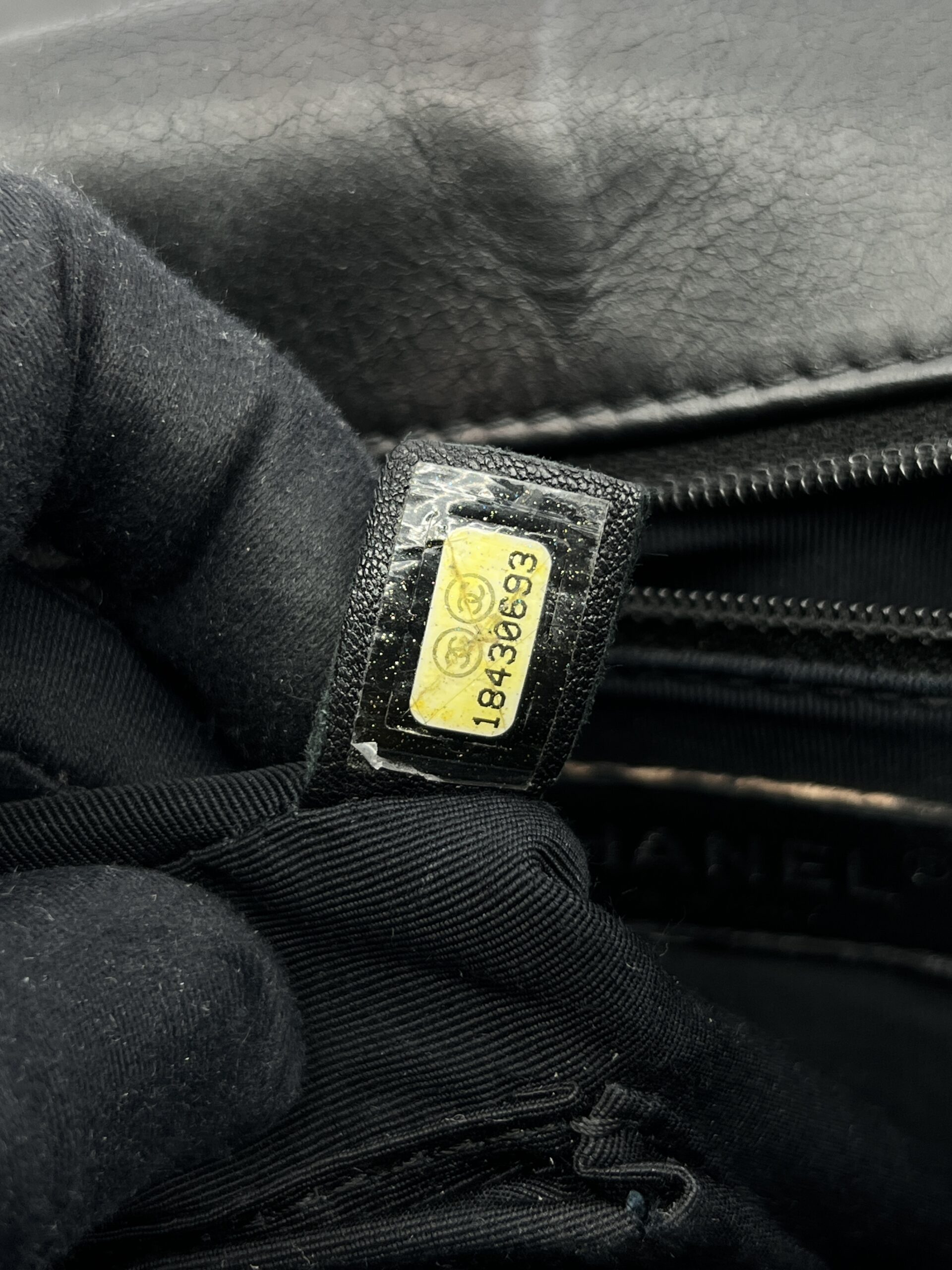 Boy Large Stitch Black