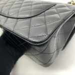 Classic Medium Caviar Black