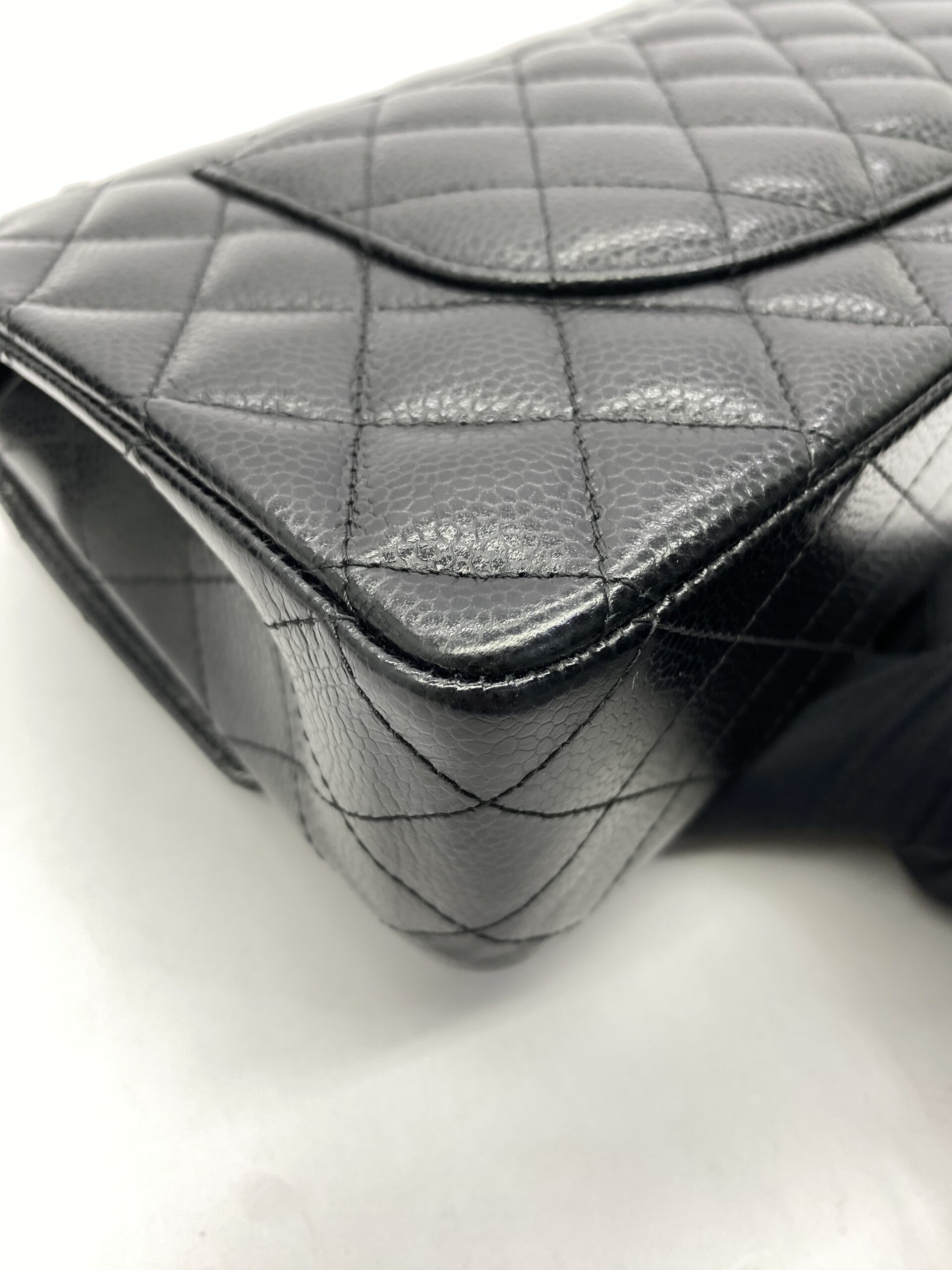 Classic Medium Caviar Black