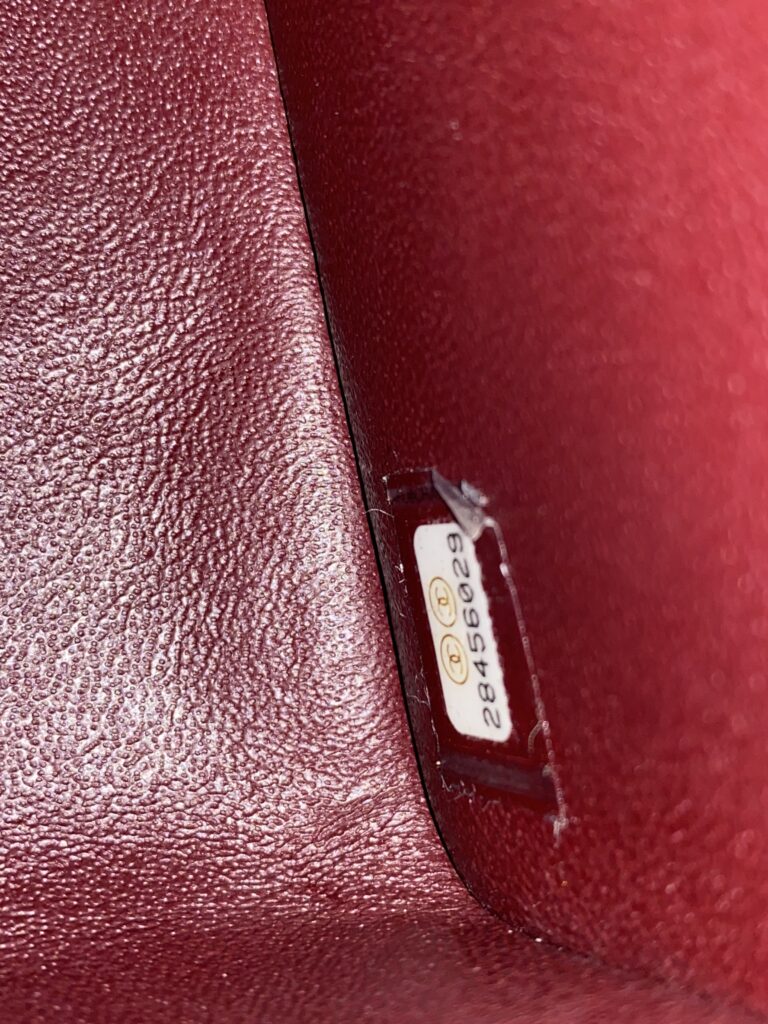 Classic Medium Caviar Black