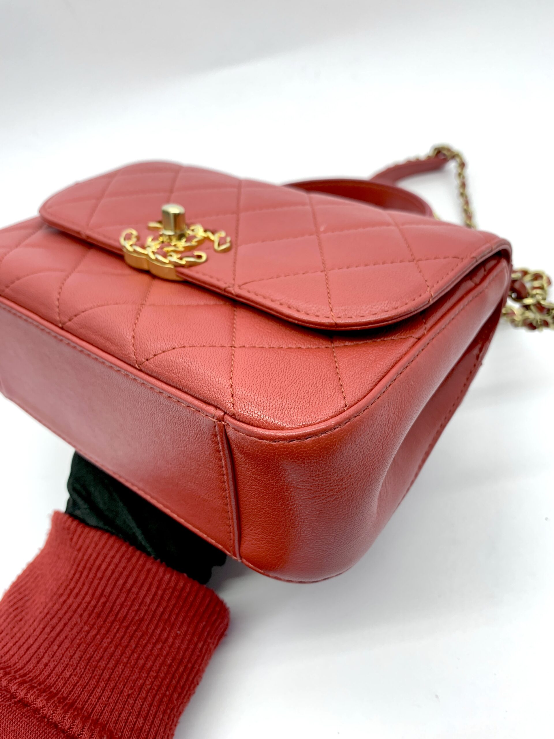 Infinity Top Handle Red