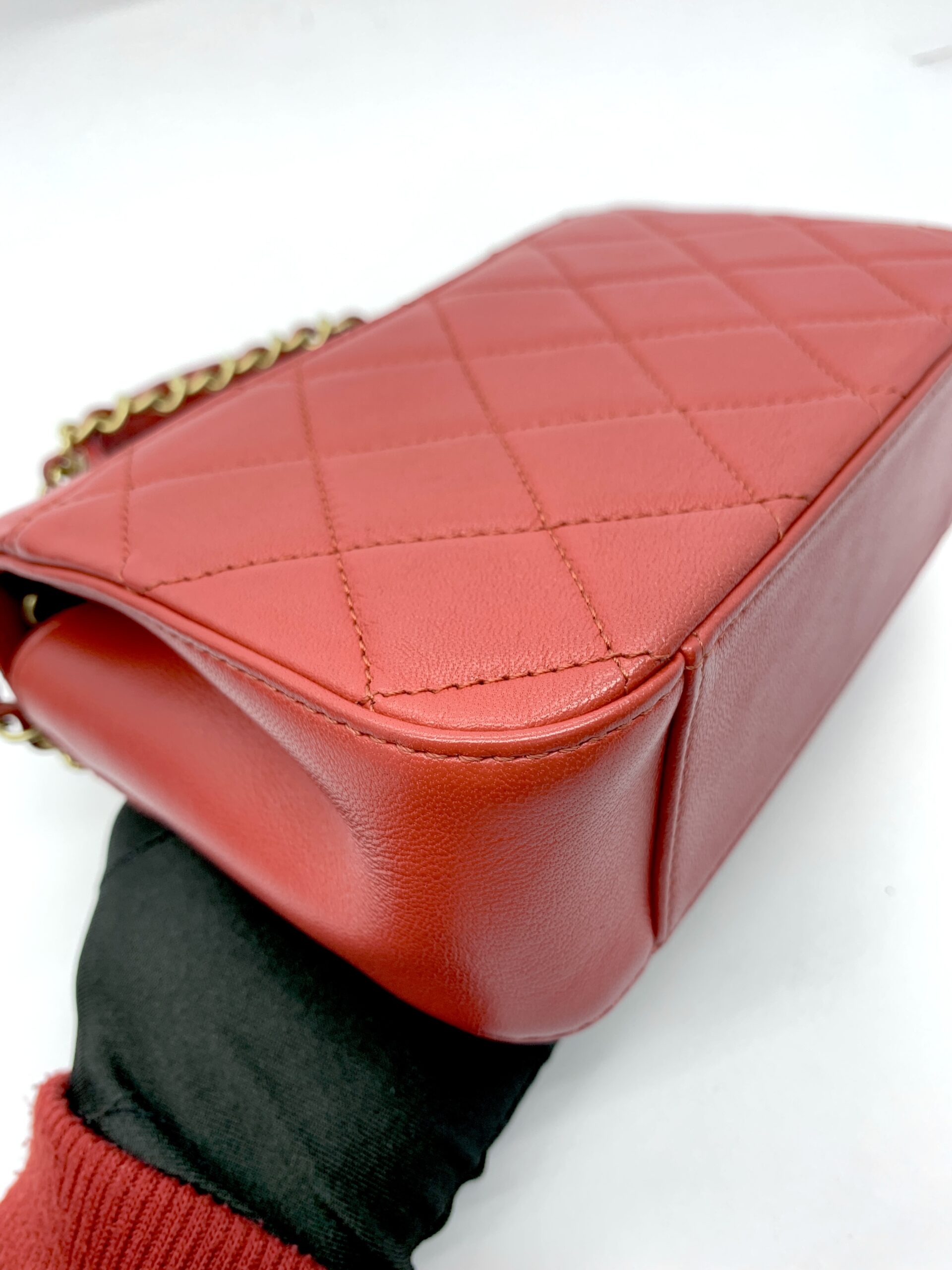 Infinity Top Handle Red