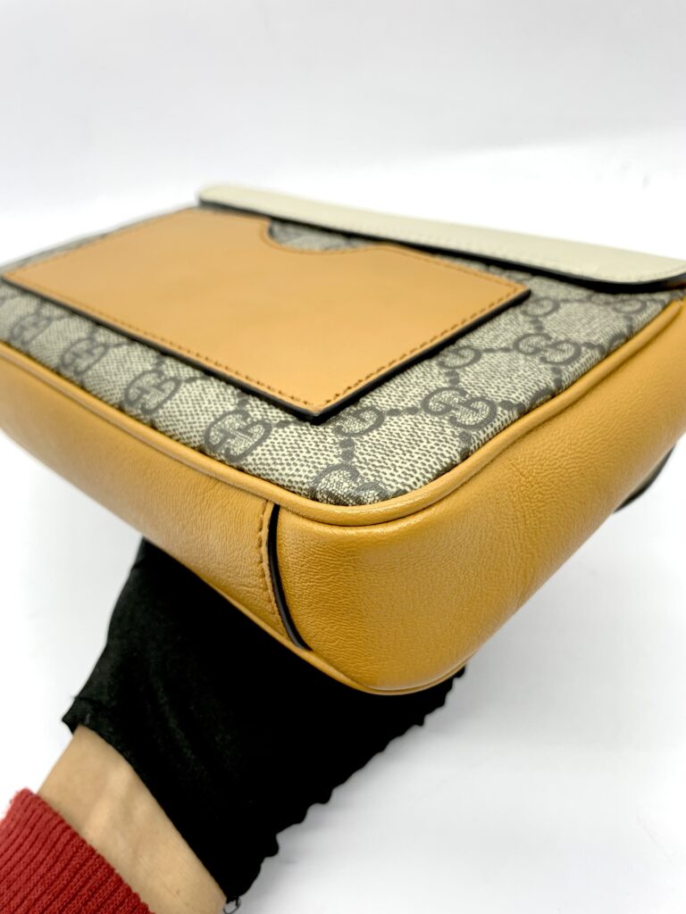 Padlock Slingbag GG Supreme Ivory Saffran