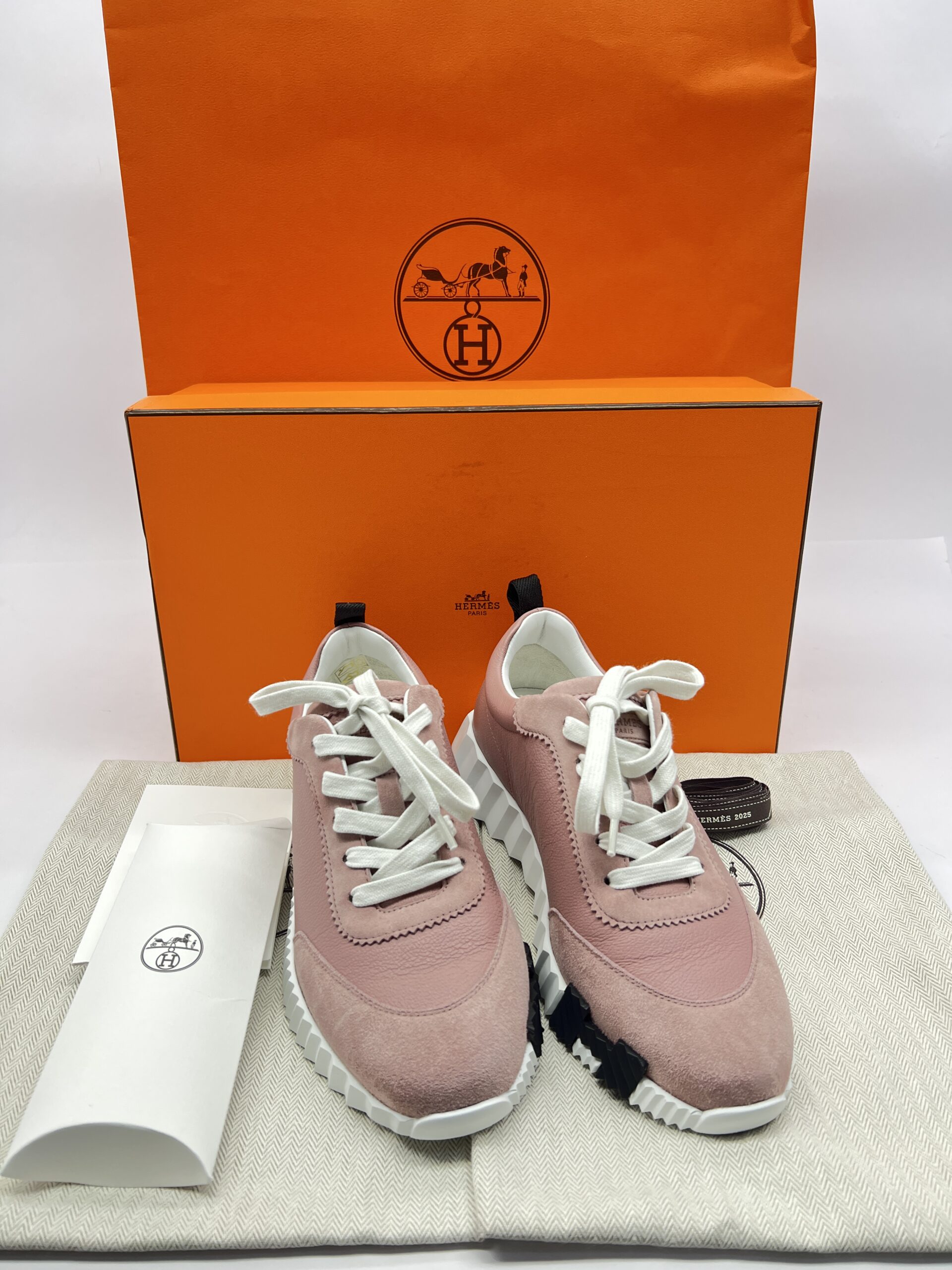 Bounching Sneakers Rose Aquarelle