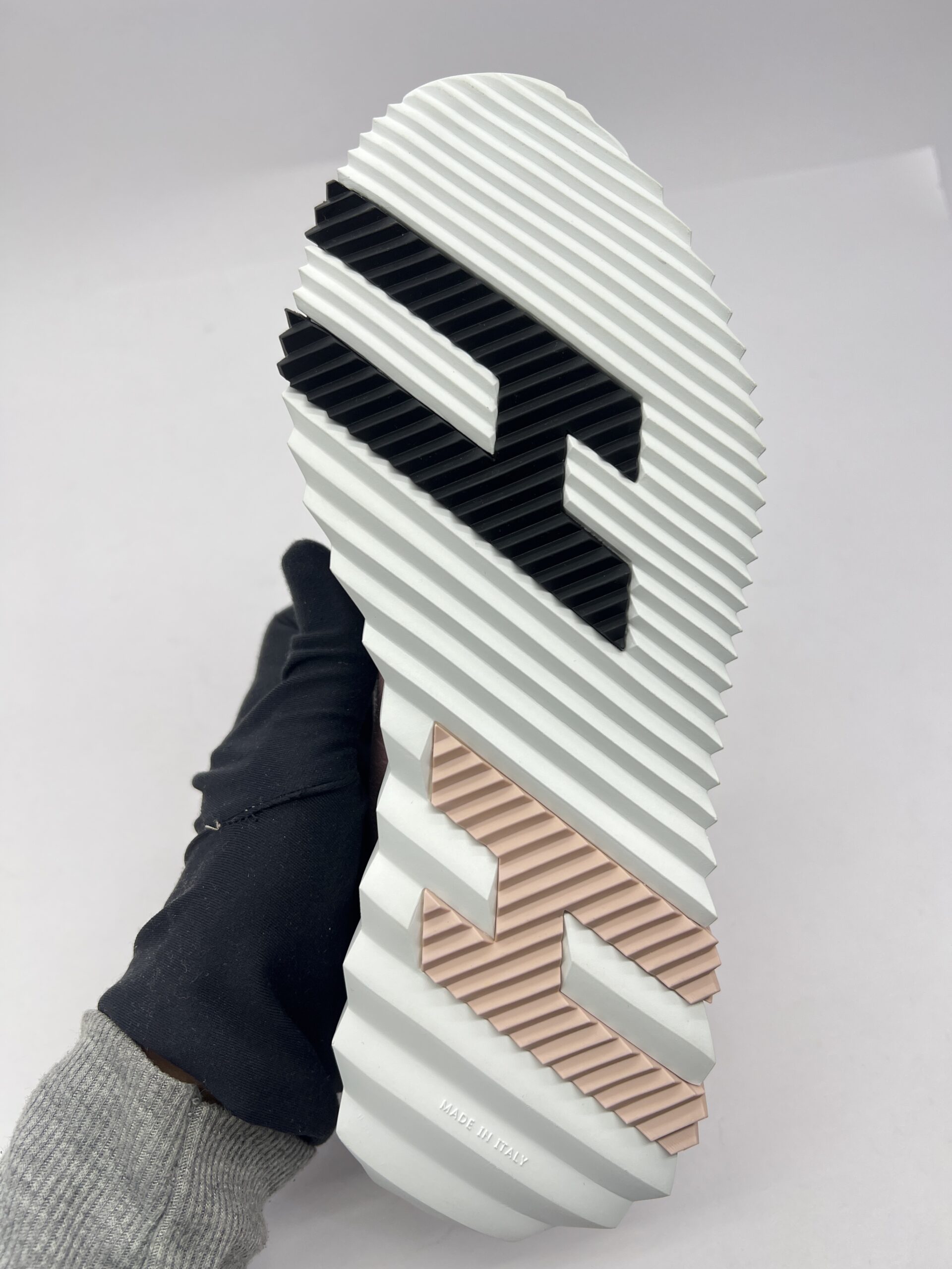 Bounching Sneakers Rose Aquarelle