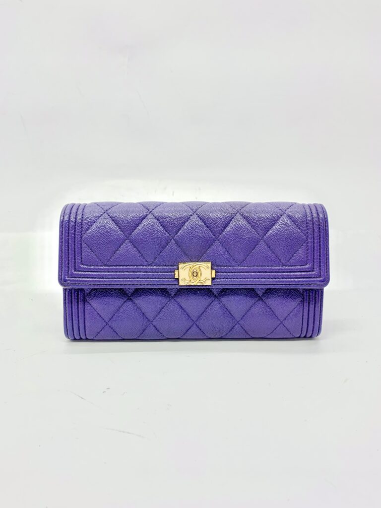Boy Wallet Caviar Purple