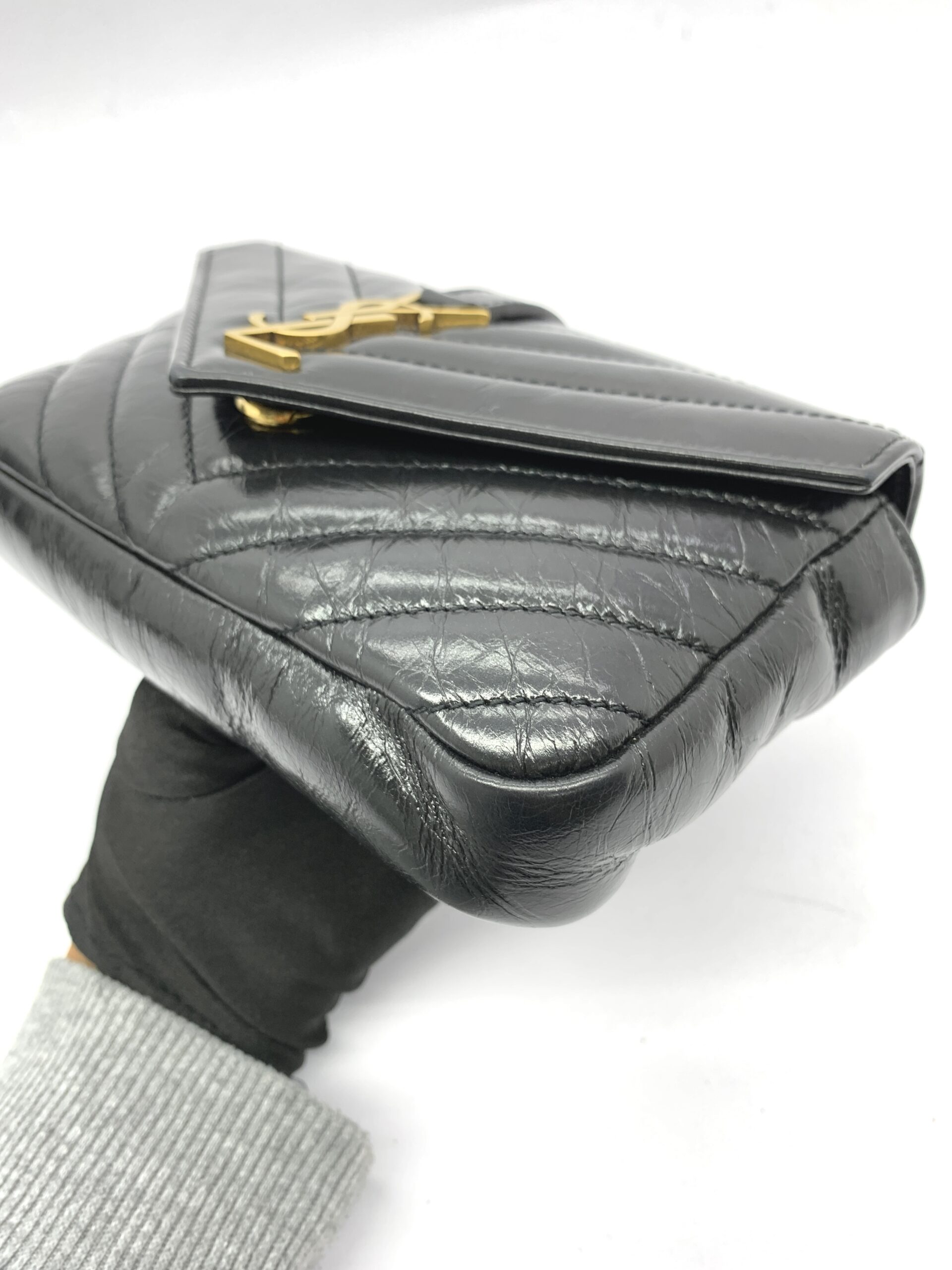 College Woc Black Crackled Leather