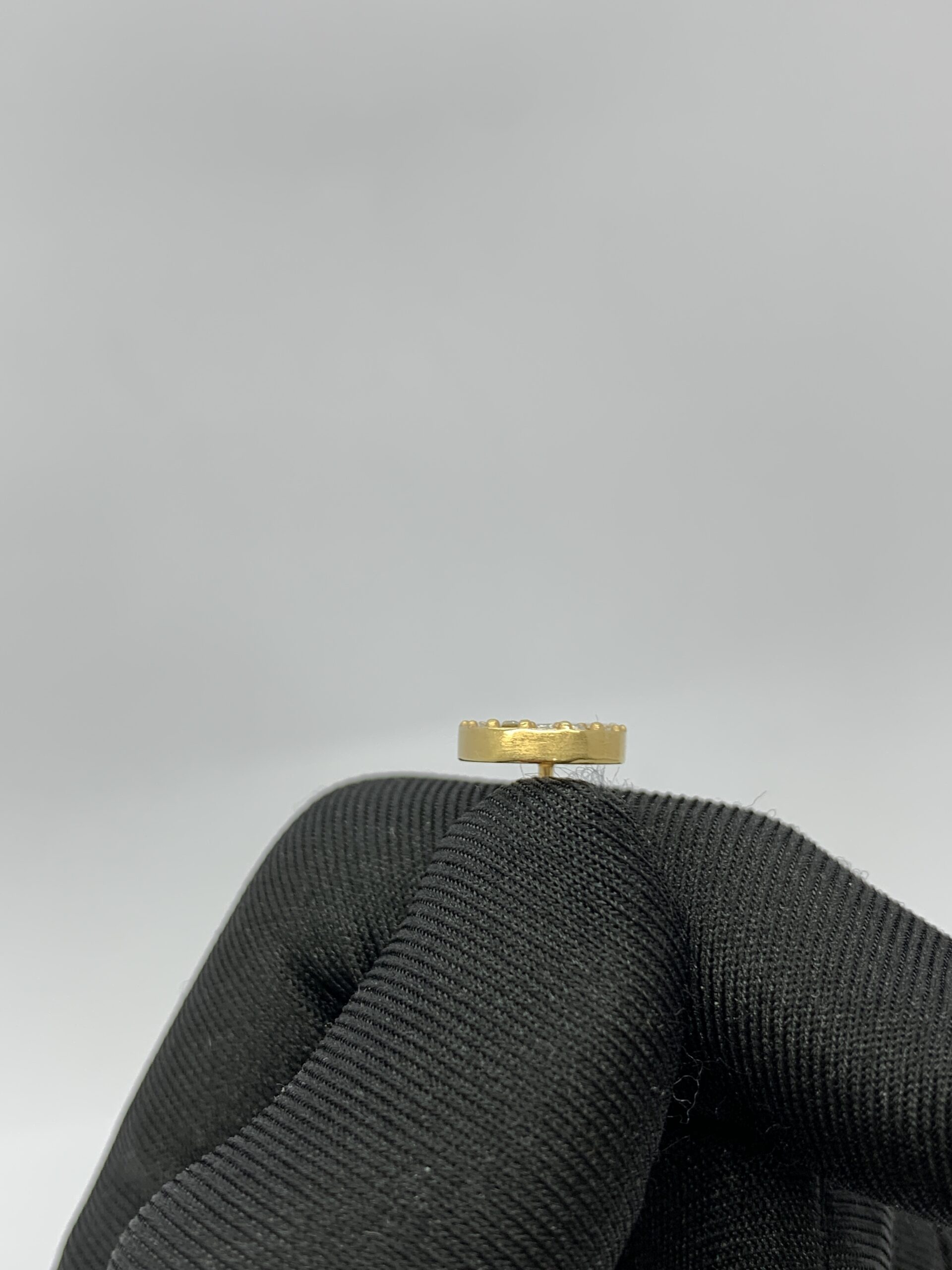 CD Earrings Gold Crystal