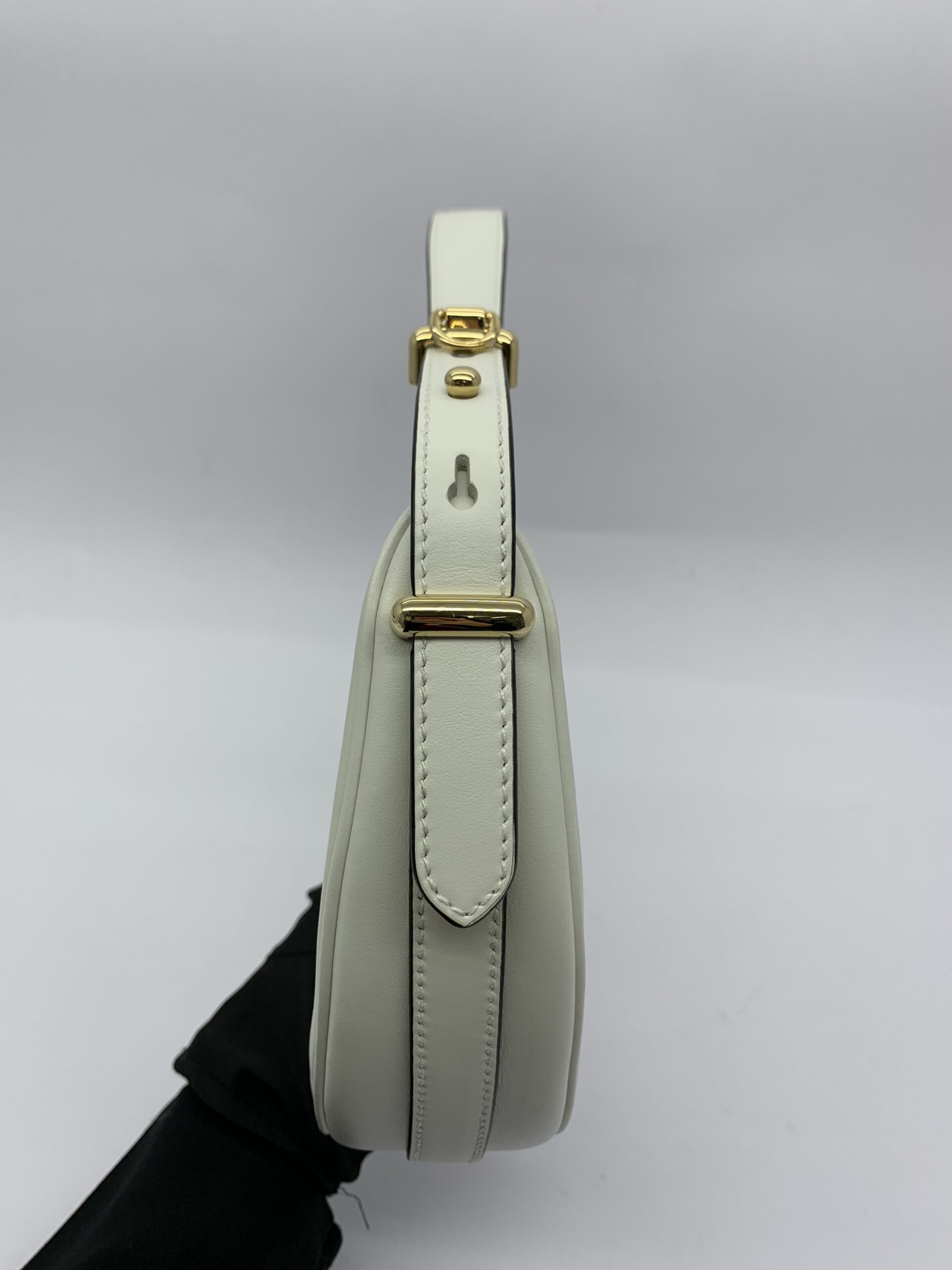 Travrtine Shoulder Bag Bianco Arque Leather