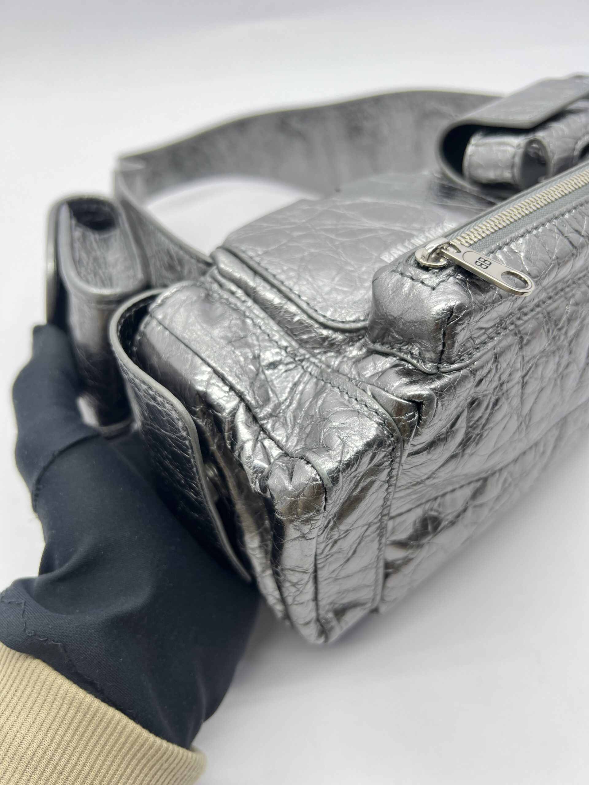 Superbusy Metallic Silver