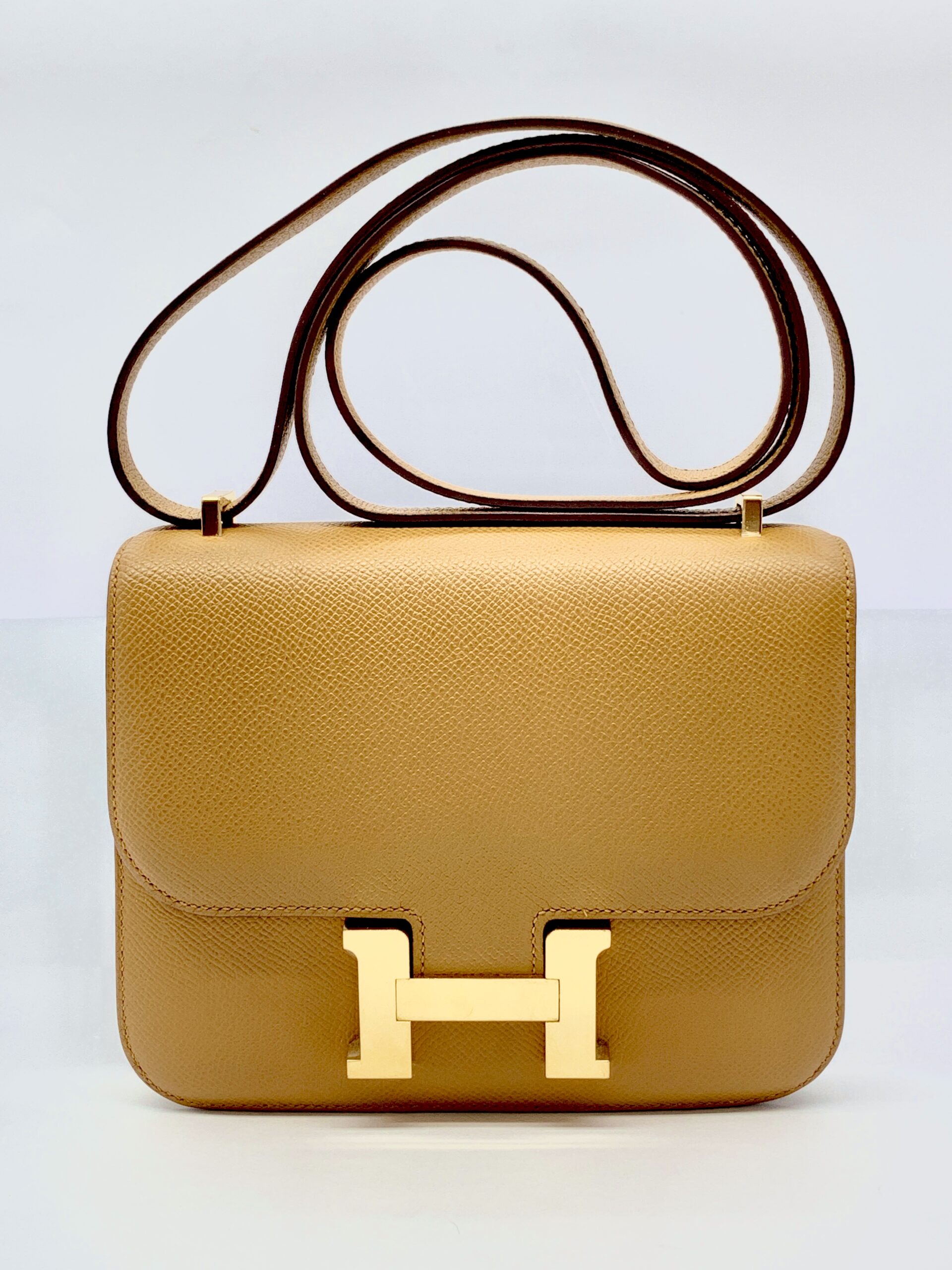 Constance 18 Sesame Epsom