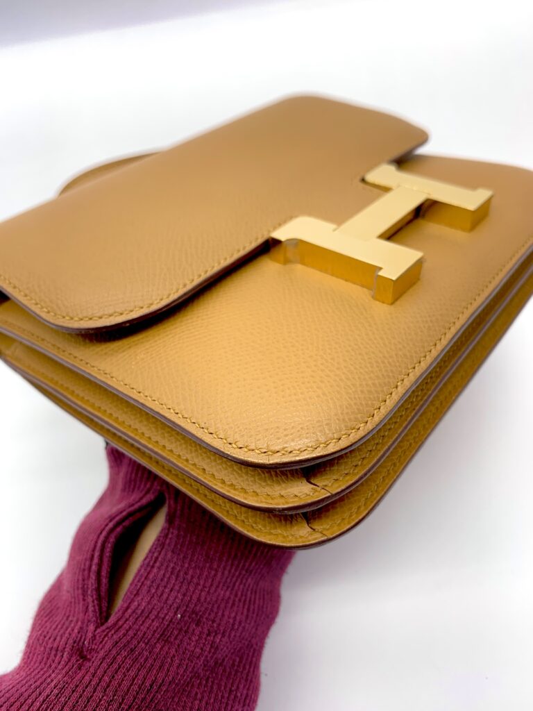 Constance 18 Sesame Epsom