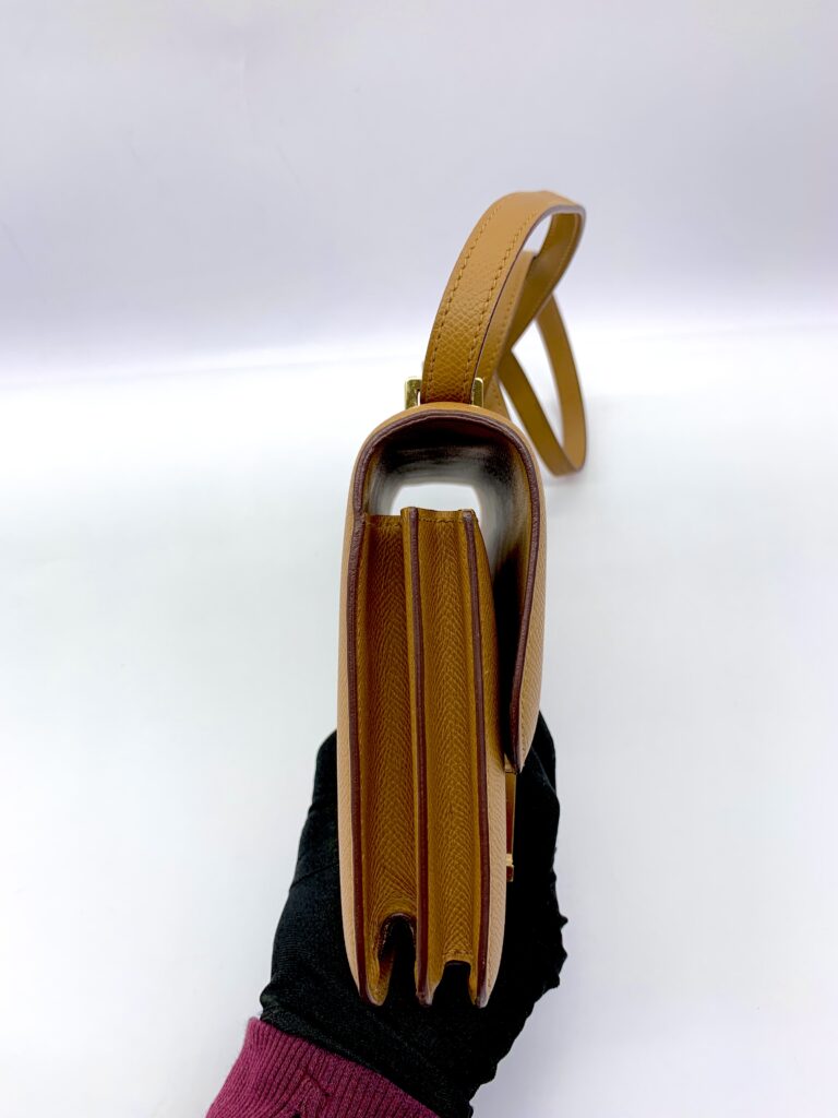 Constance 18 Sesame Epsom