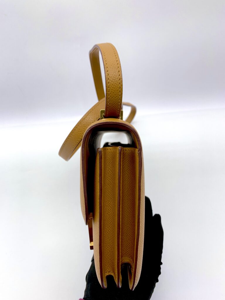 Constance 18 Sesame Epsom