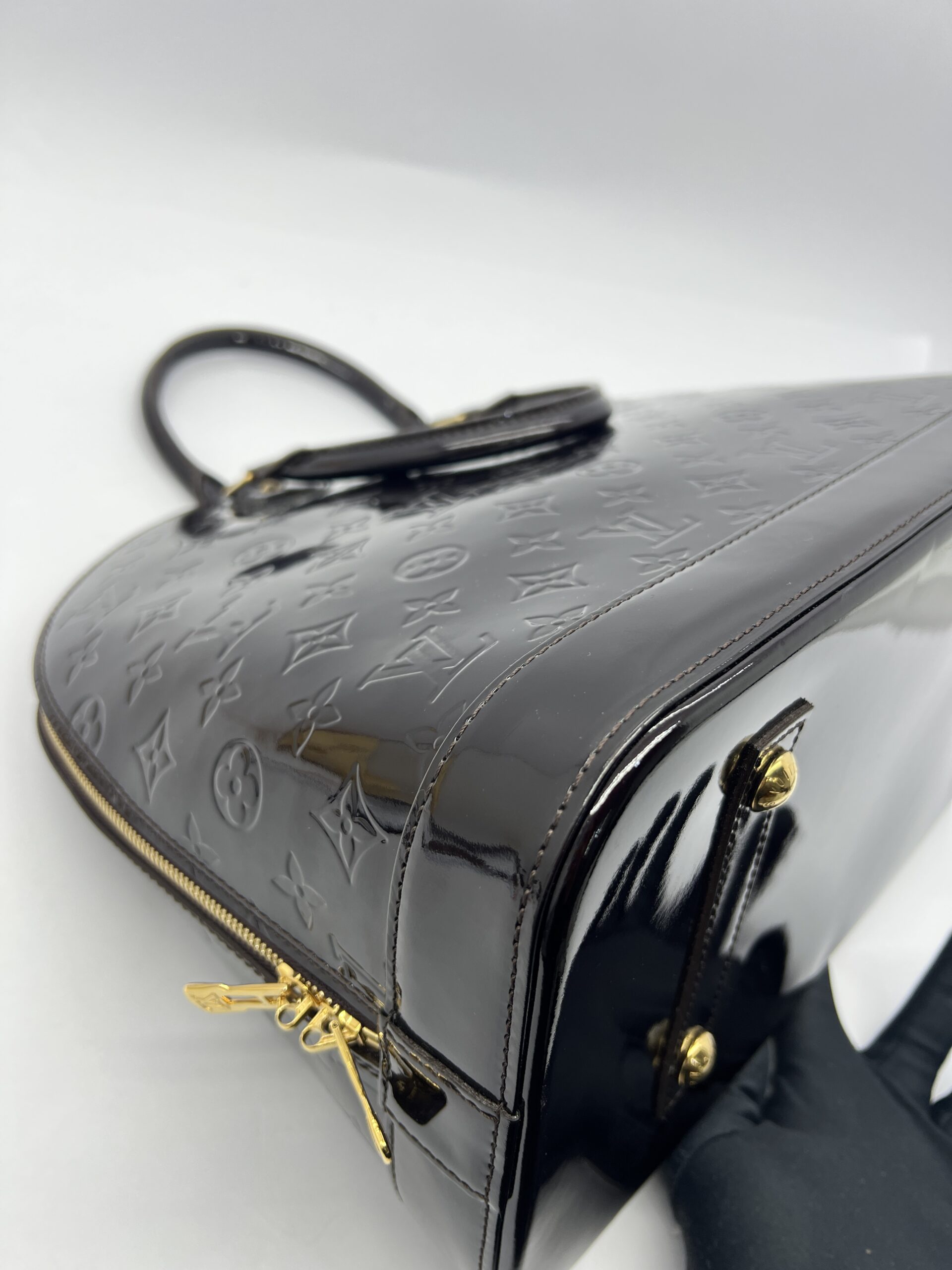 Alma Gm Monogram Vernis Amarante