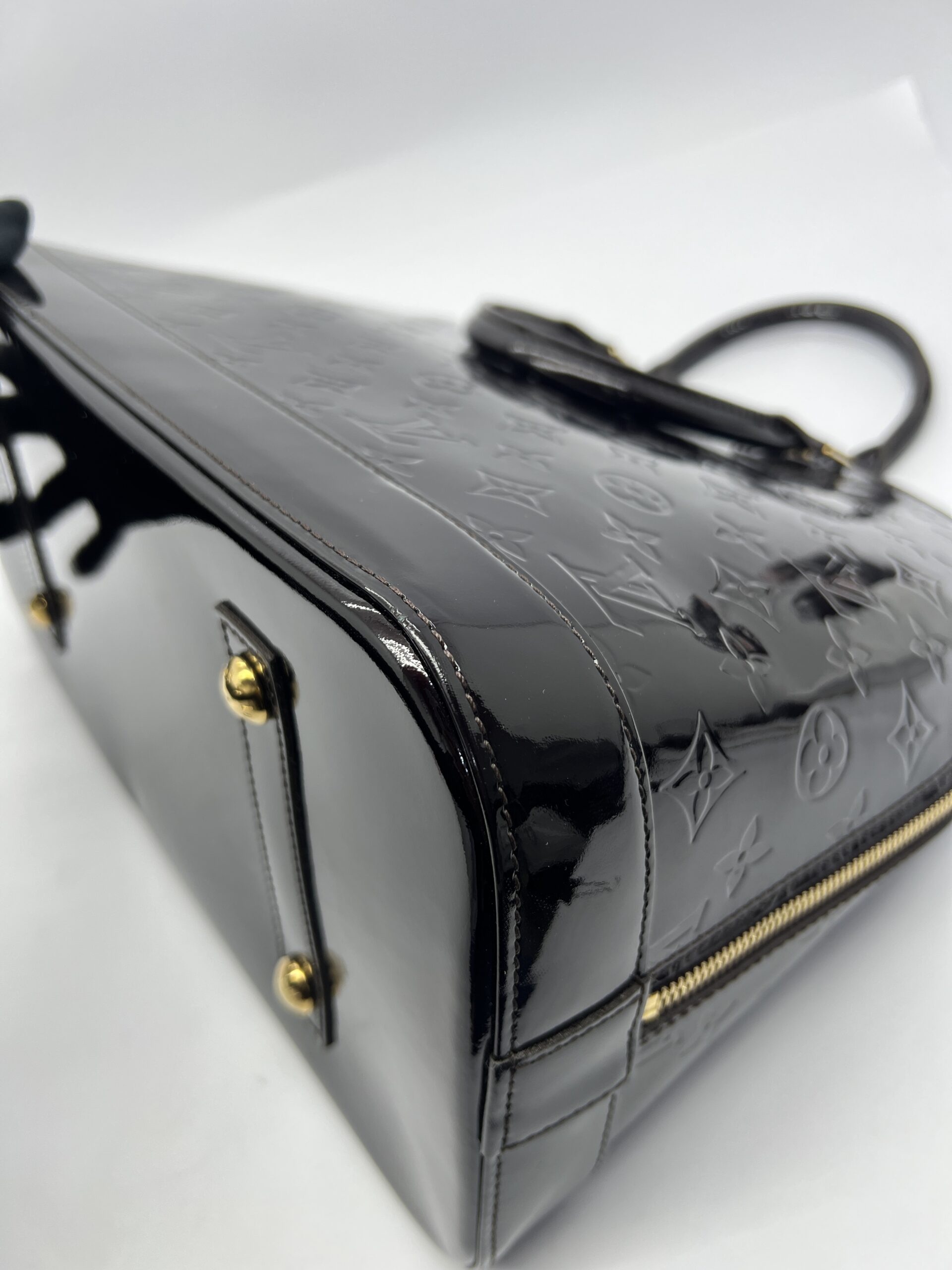 Alma Gm Monogram Vernis Amarante