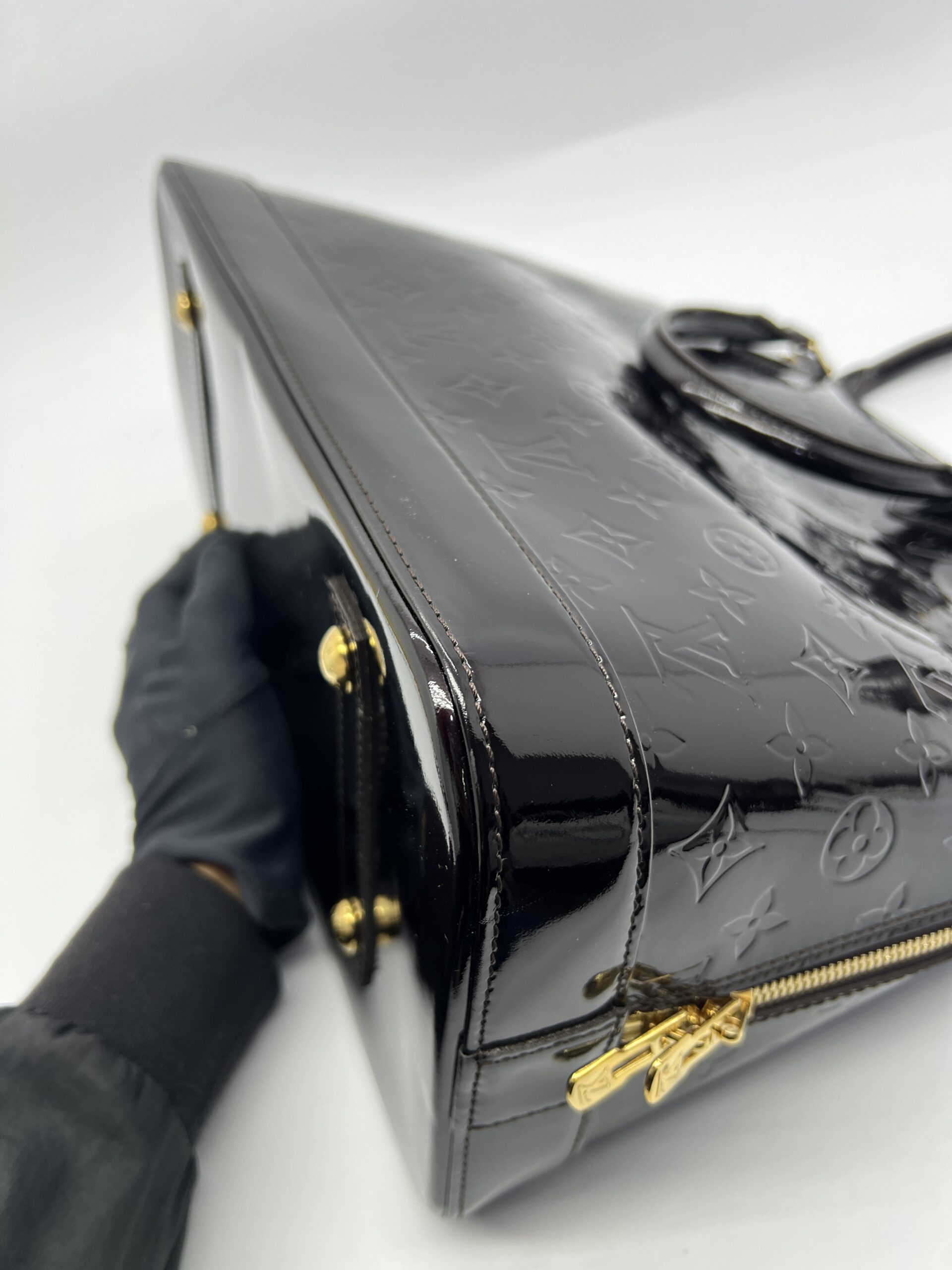 Alma Gm Monogram Vernis Amarante