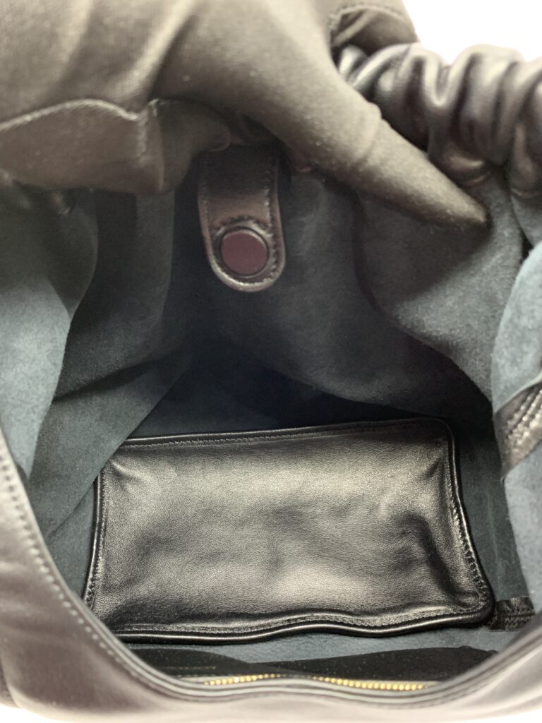 Squieeze Small Lambskin Black