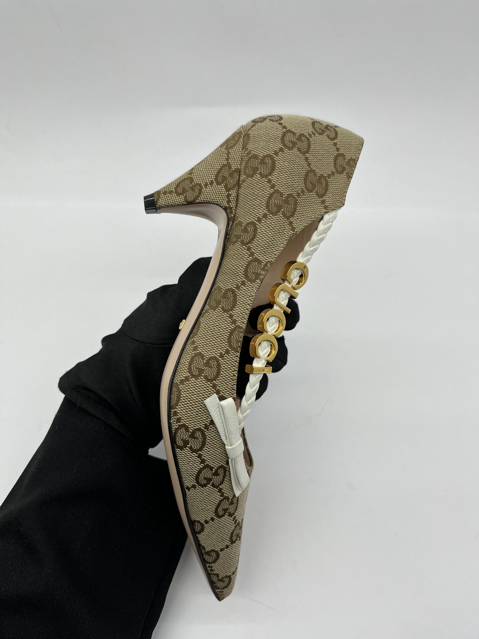 Pump Heel GG Supreme White