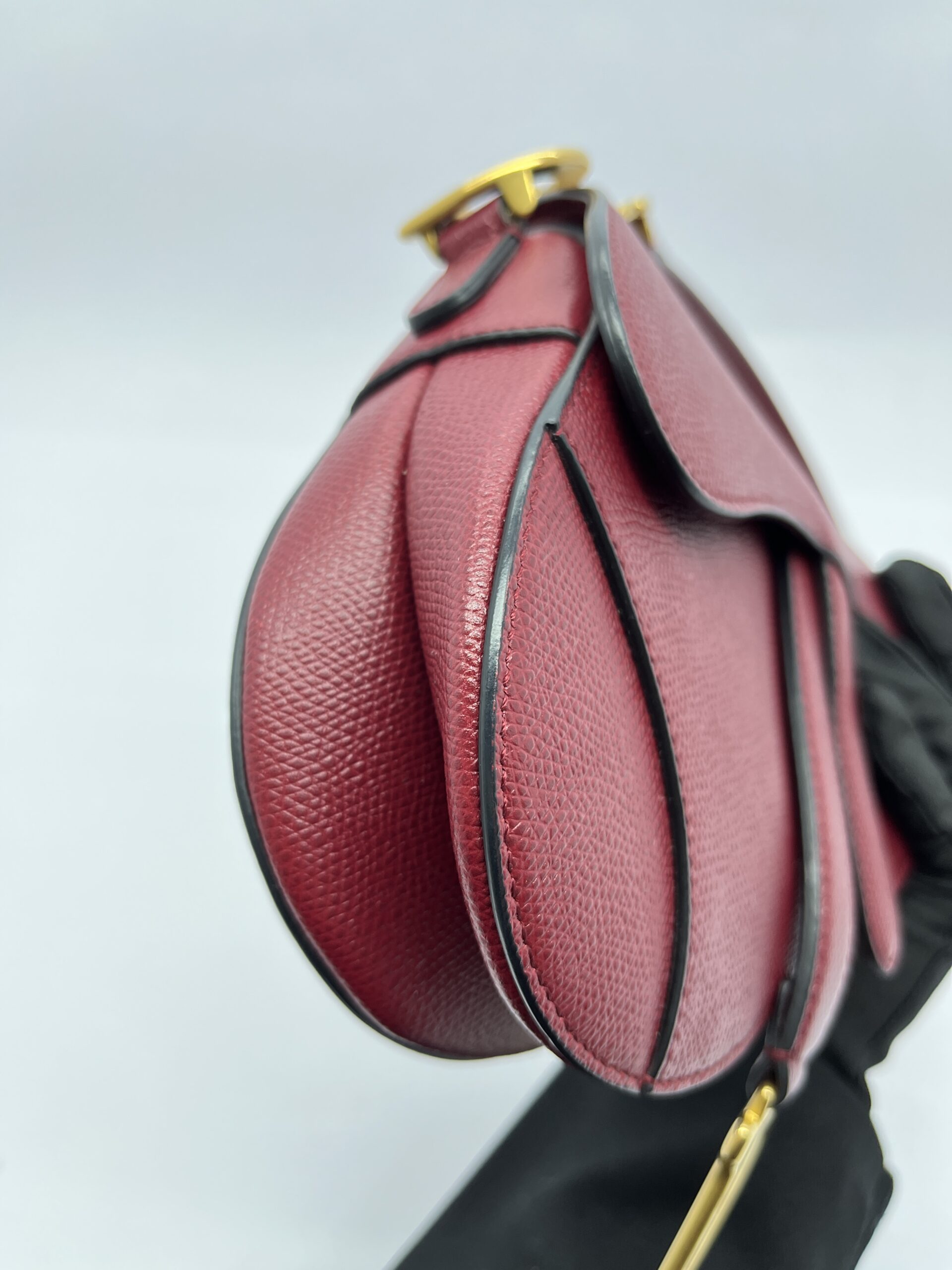 Saddle Mini Grain Red