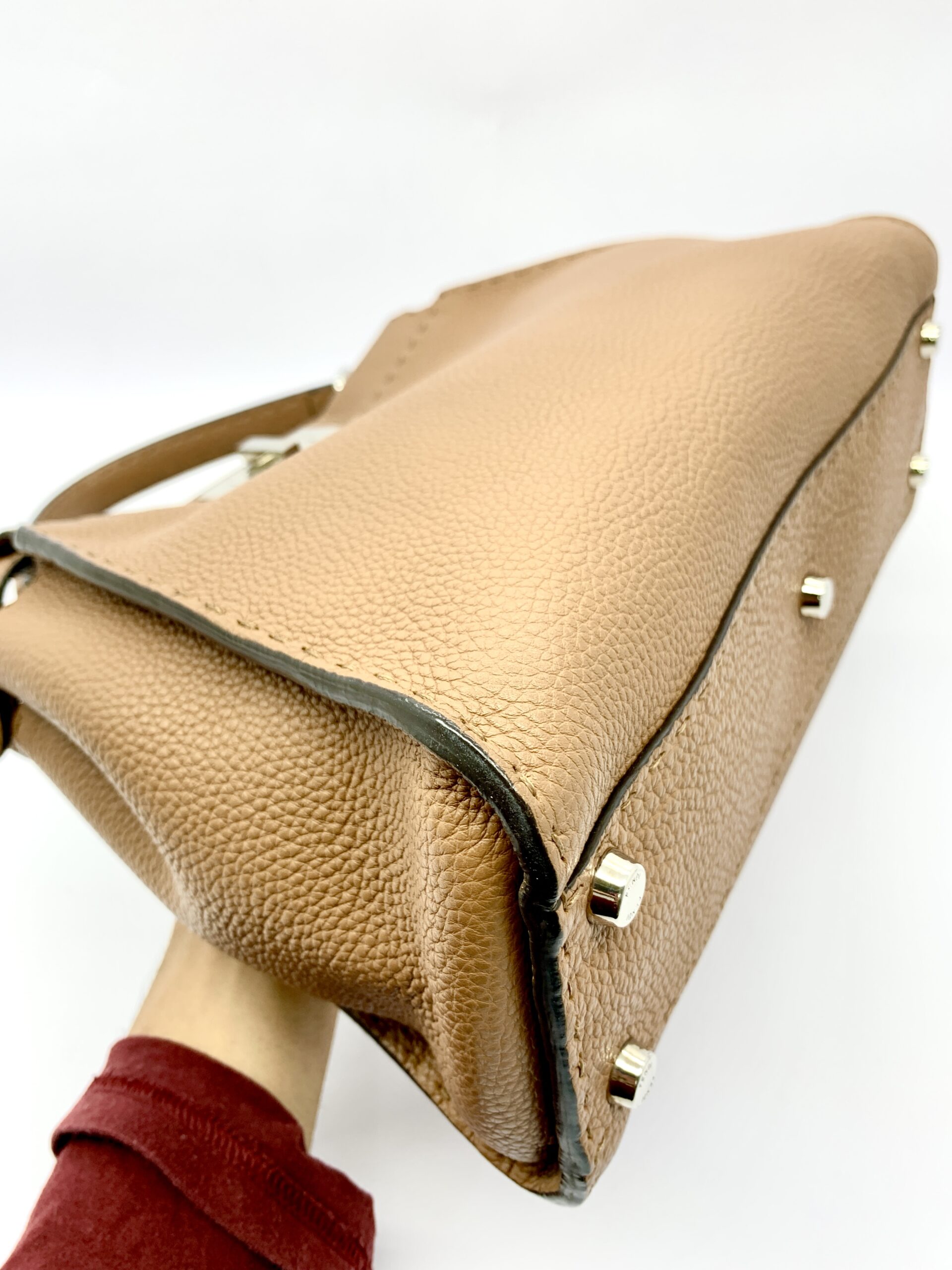 Peekaboo Selleria Brown