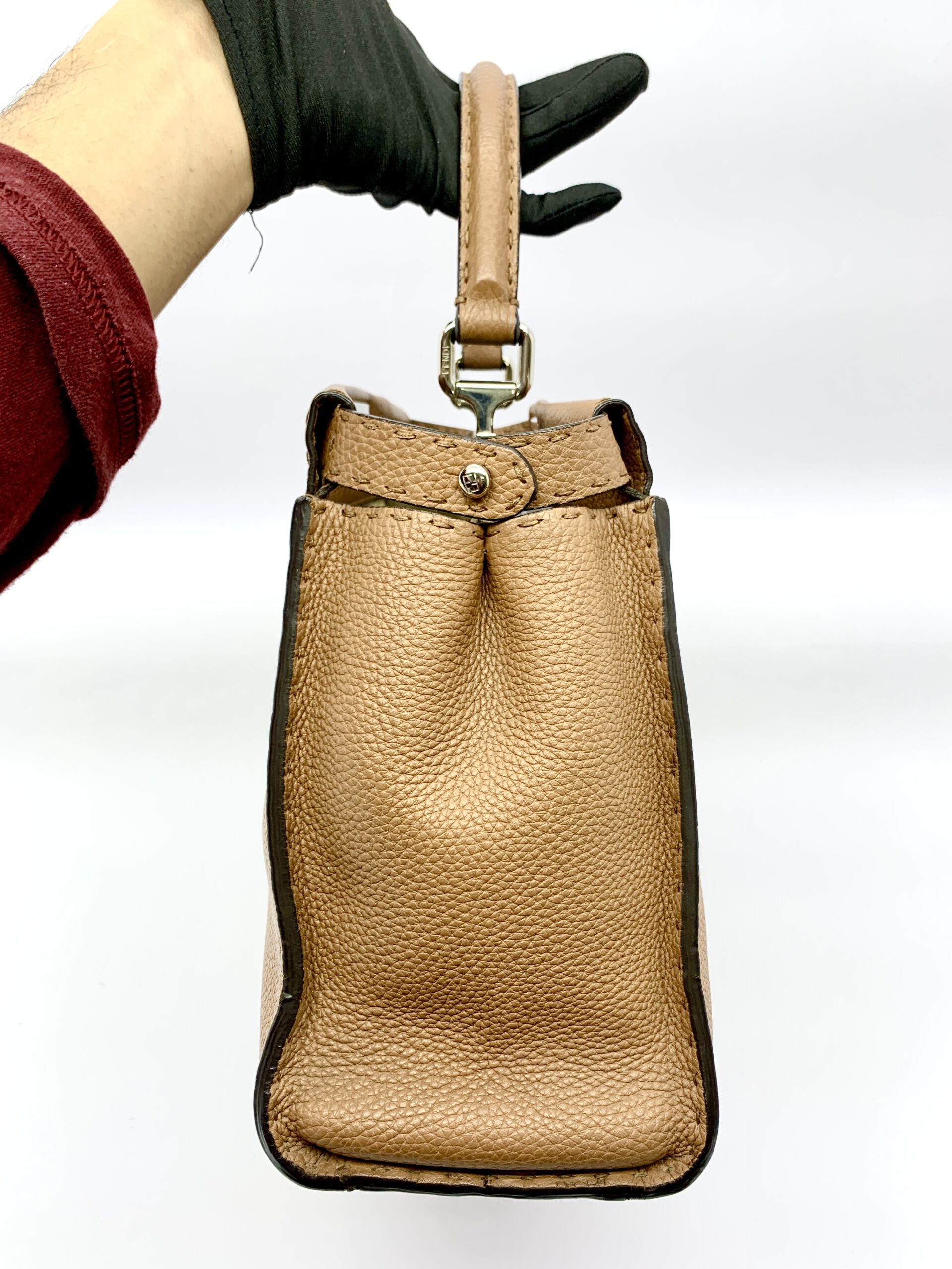 Peekaboo Selleria Brown