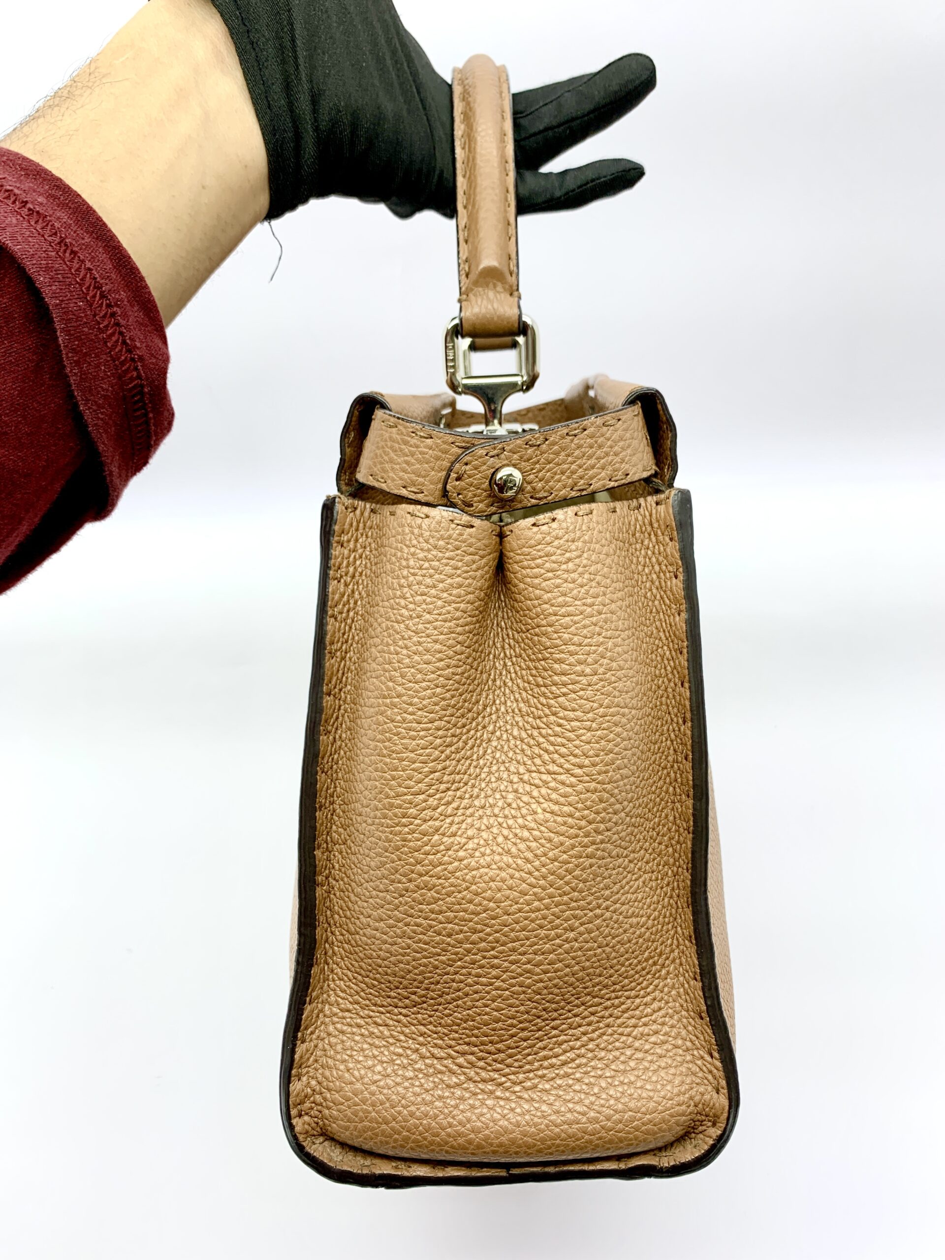 Peekaboo Selleria Brown