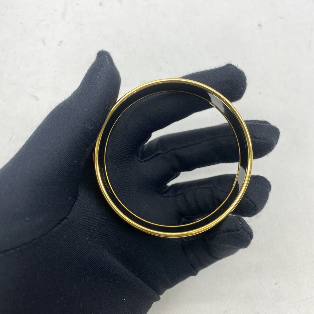 Large Caleche Bracelet Email Plaque Lisspb Noir Gold