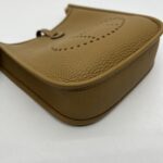 Mini Evelyn Clem Biscuit