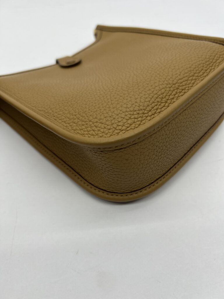 Mini Evelyn Clem Biscuit